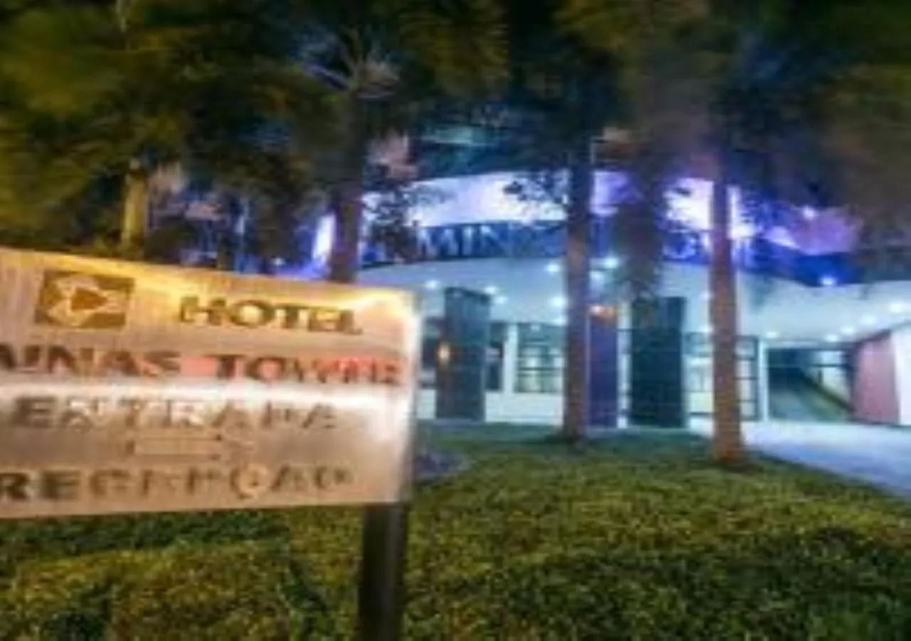 Property building in Hotel Minas Tower Leopoldina By Samba