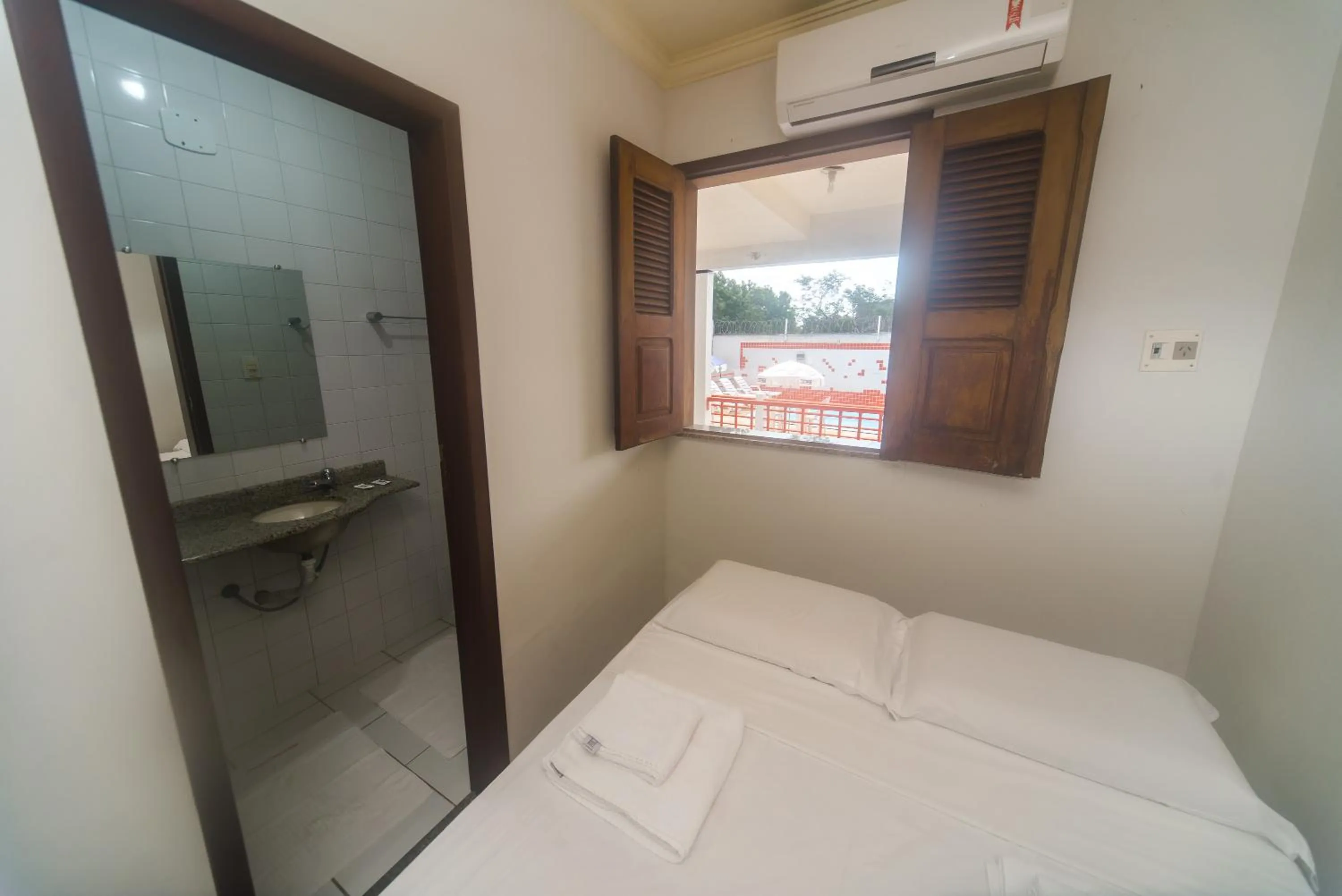 Bedroom, Bed in Pousada Clube Vista do Rio