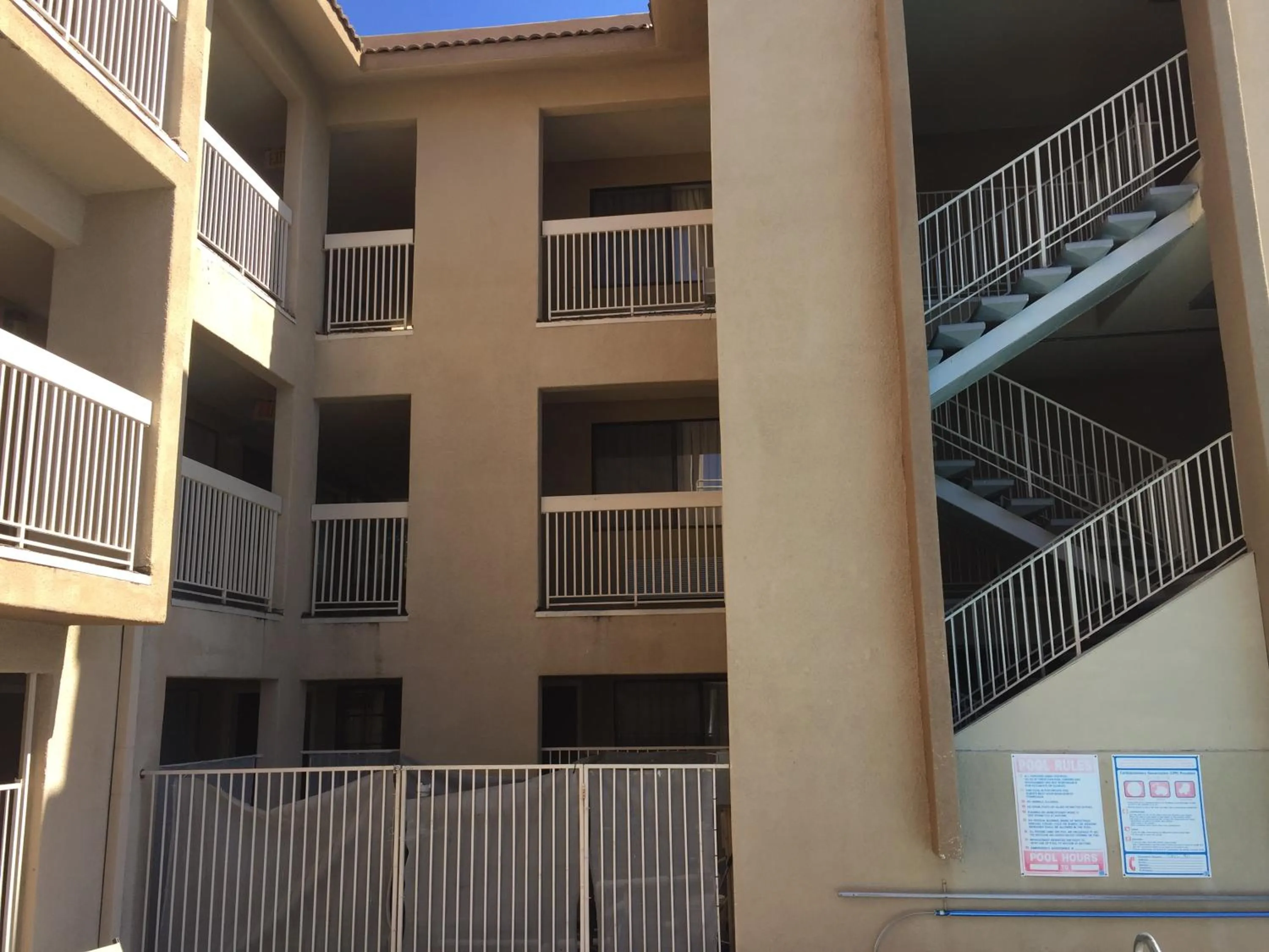 Property building in Chula Vista Inn