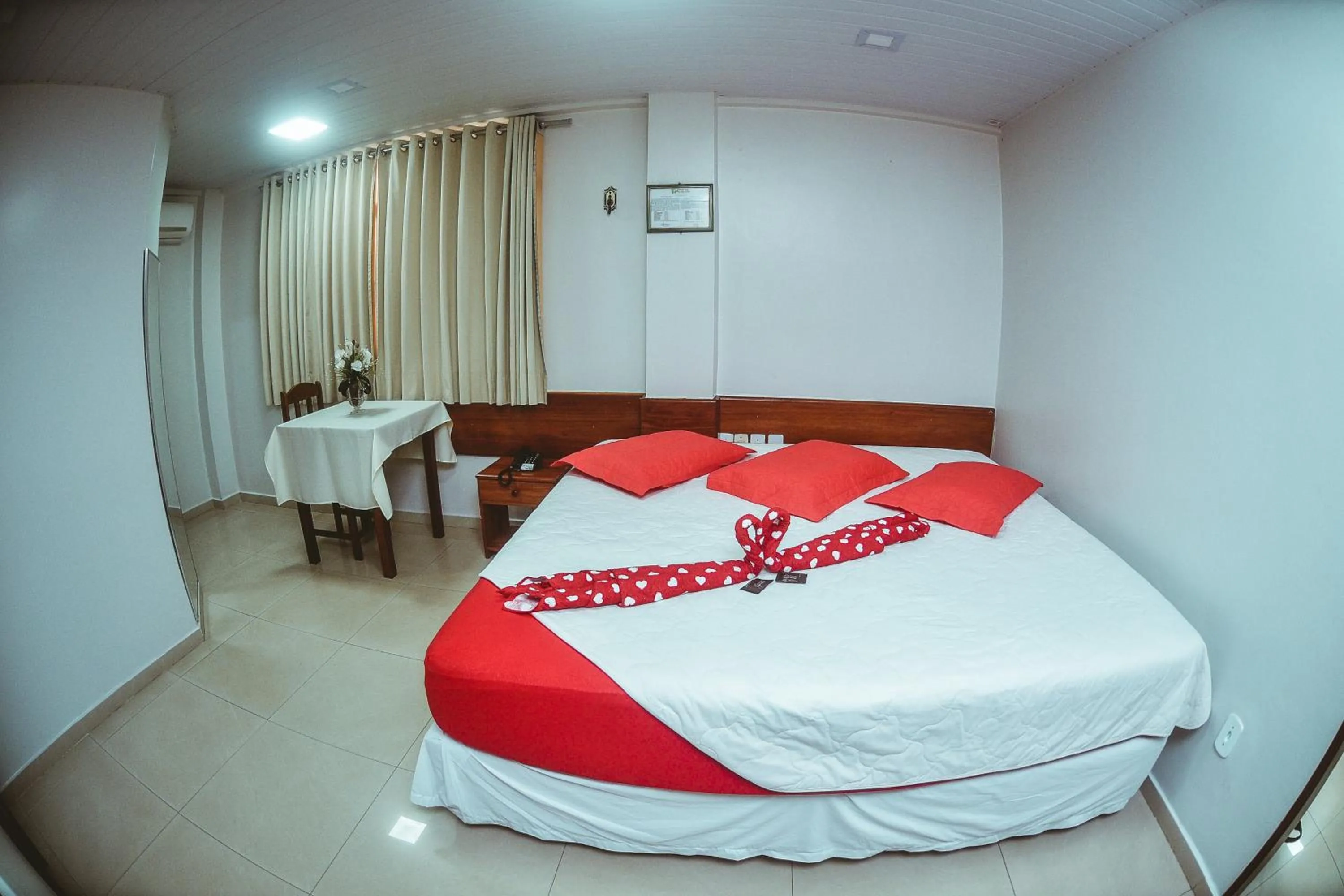 Bed in Frota Palace Hotel