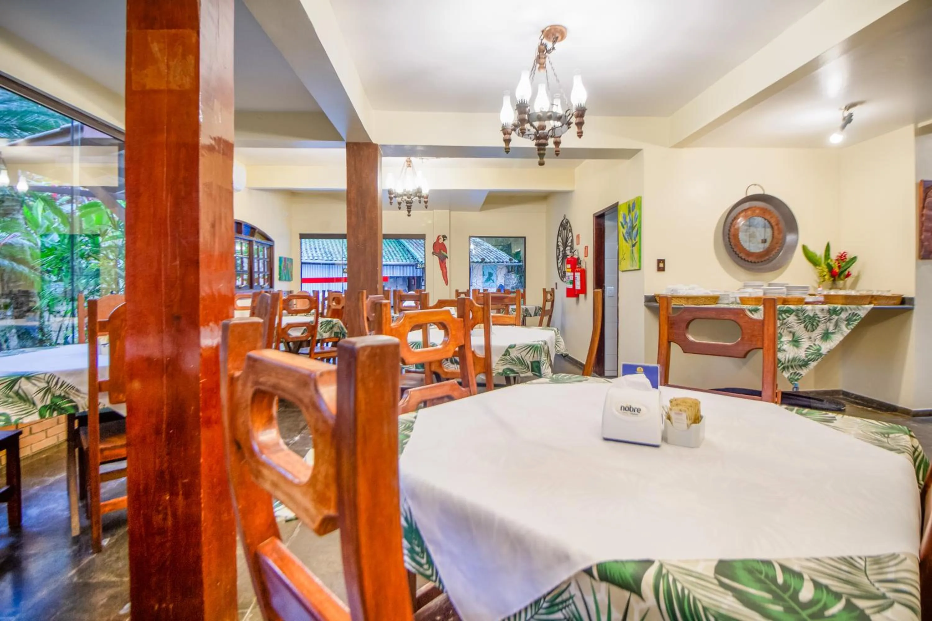 Restaurant/places to eat in VELINN Feiticeira Praia Hotel