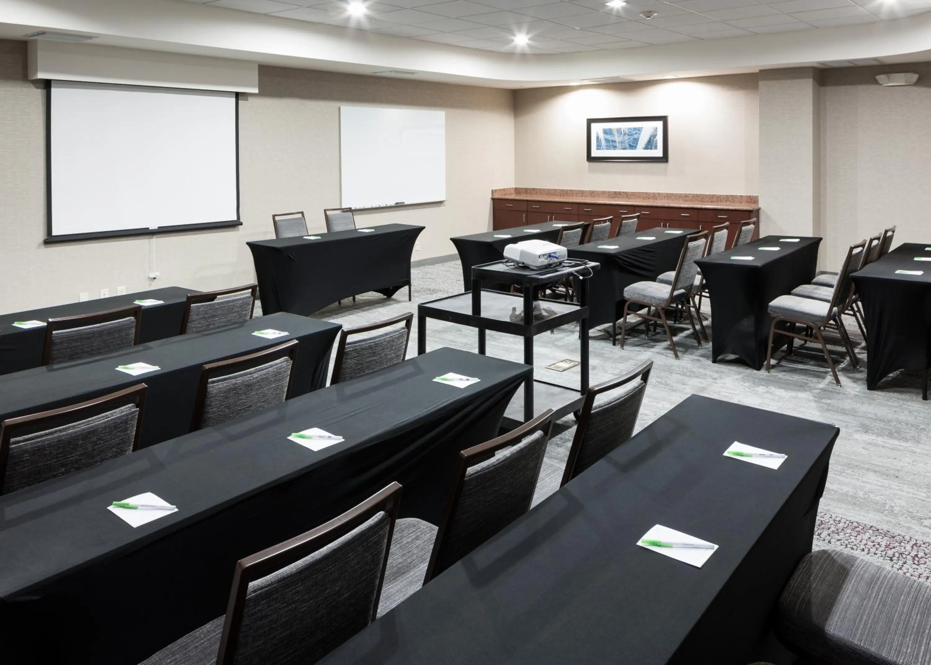 Meeting/conference room in Courtyard by Marriott Miami at Dolphin Mall