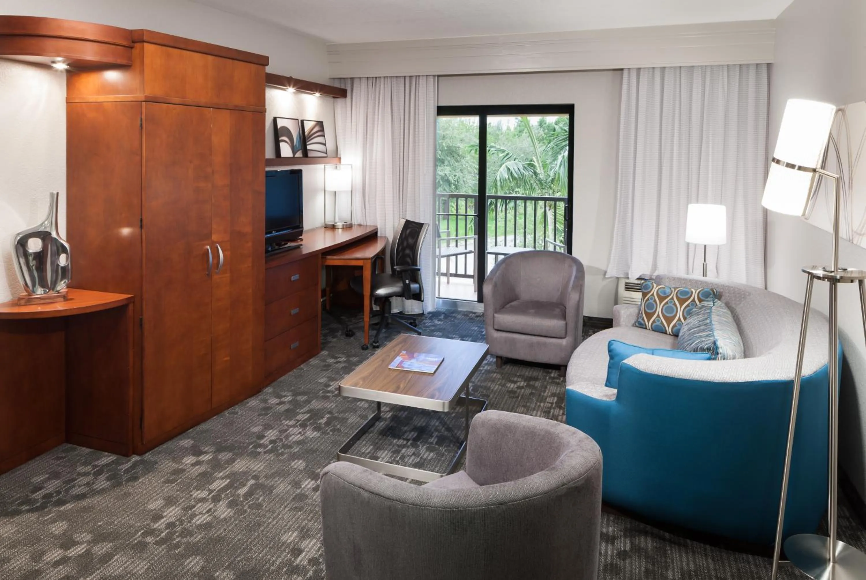 Photo of the whole room in Courtyard by Marriott Miami at Dolphin Mall