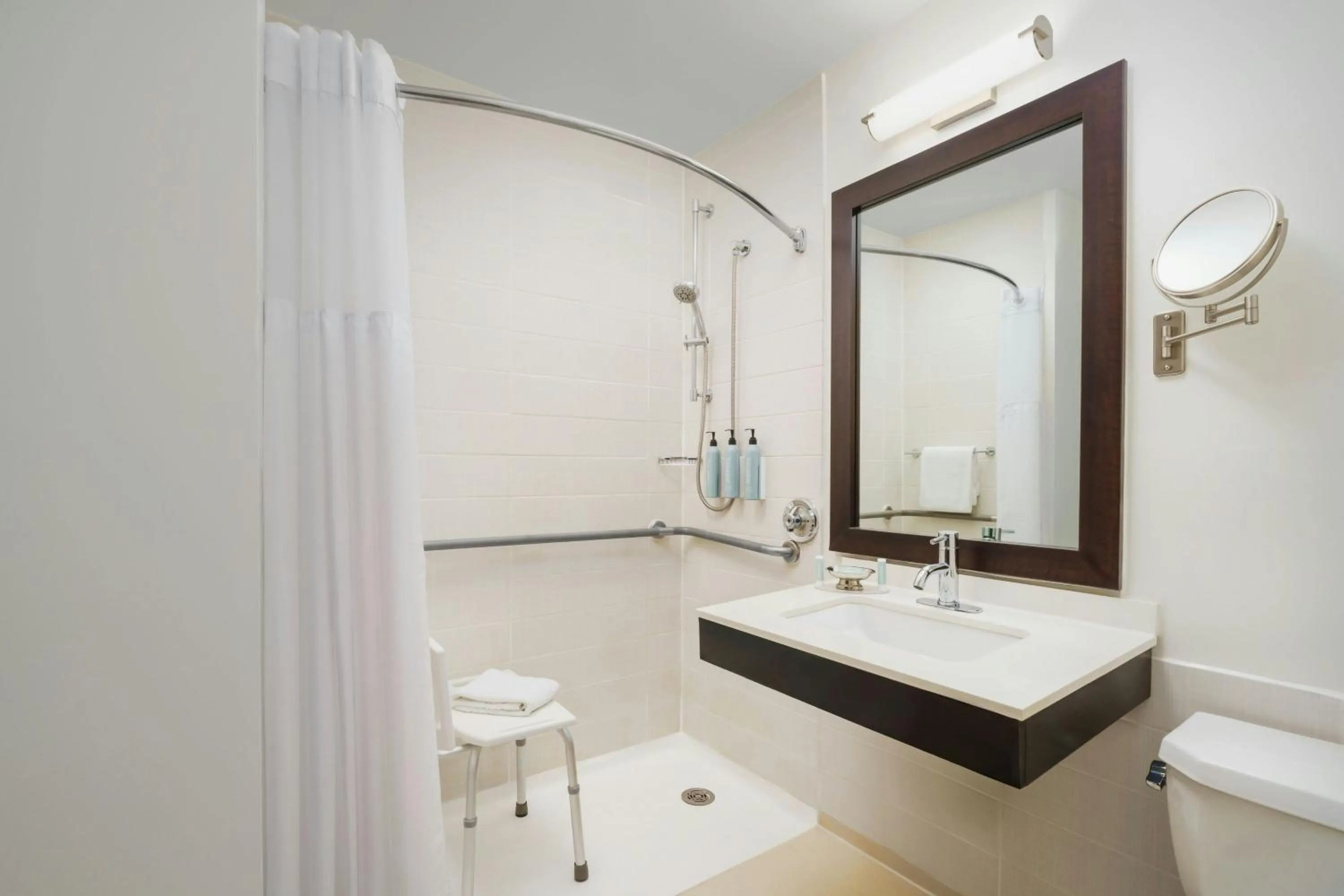 Bathroom in Courtyard New York Manhattan/Times Square