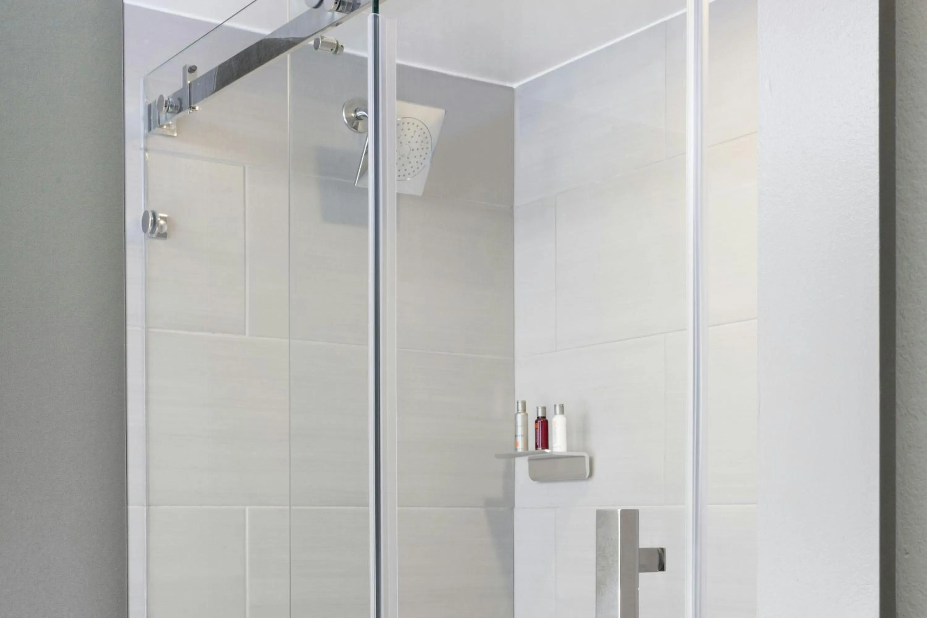 Bathroom in Marriott Melville Long Island