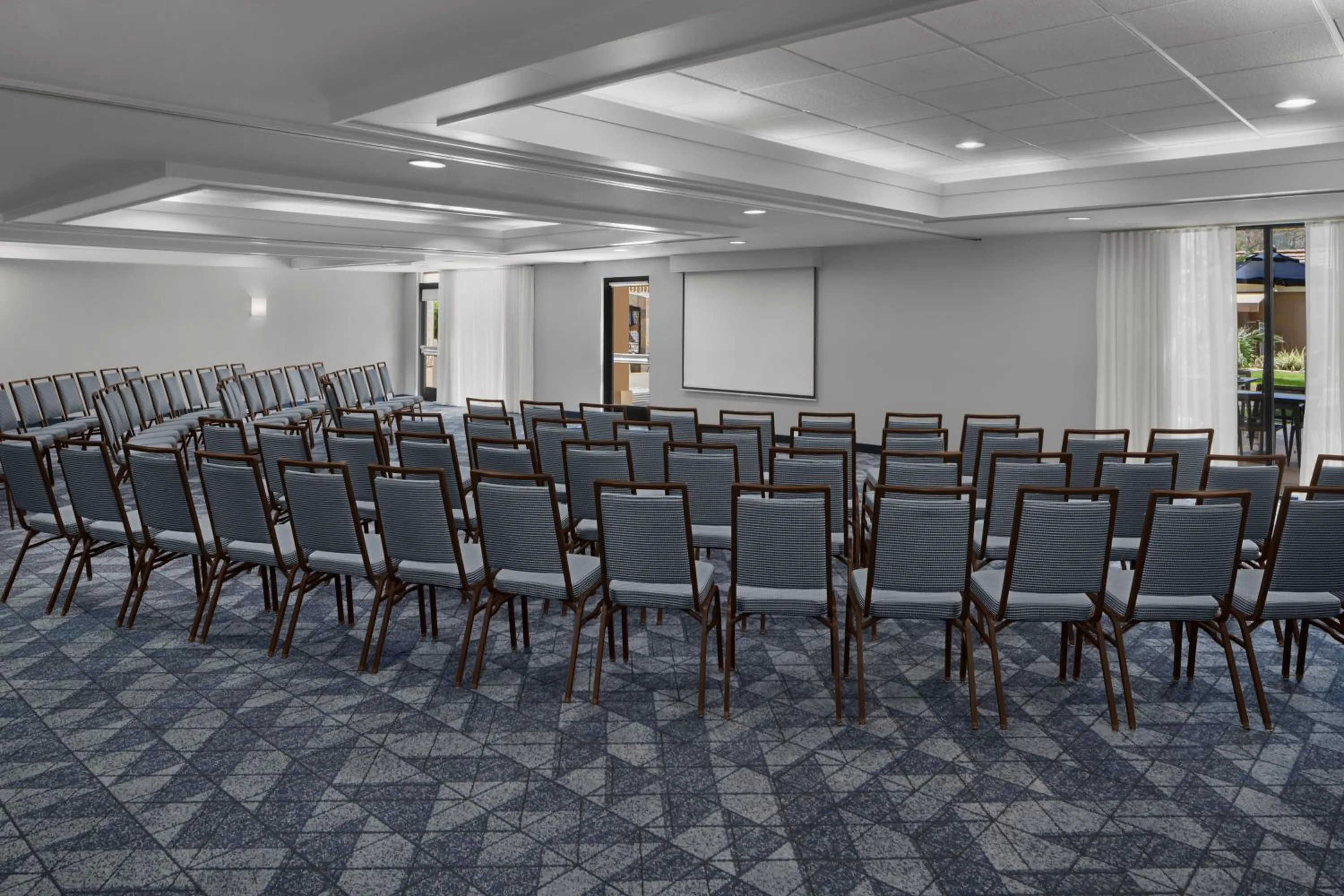 Meeting/conference room in Courtyard by Marriott San Diego Central