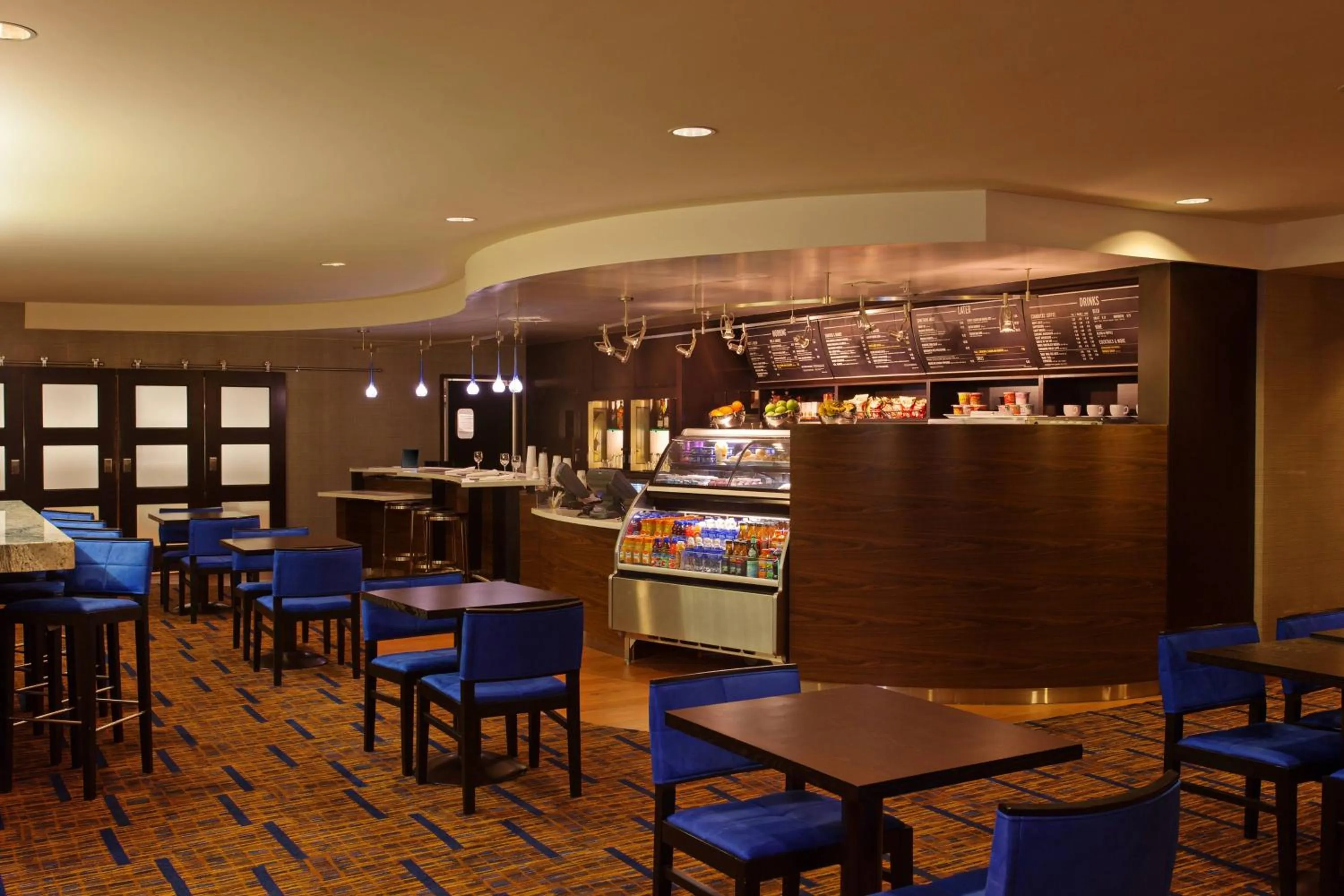 Restaurant/places to eat in Courtyard by Marriott San Diego Central