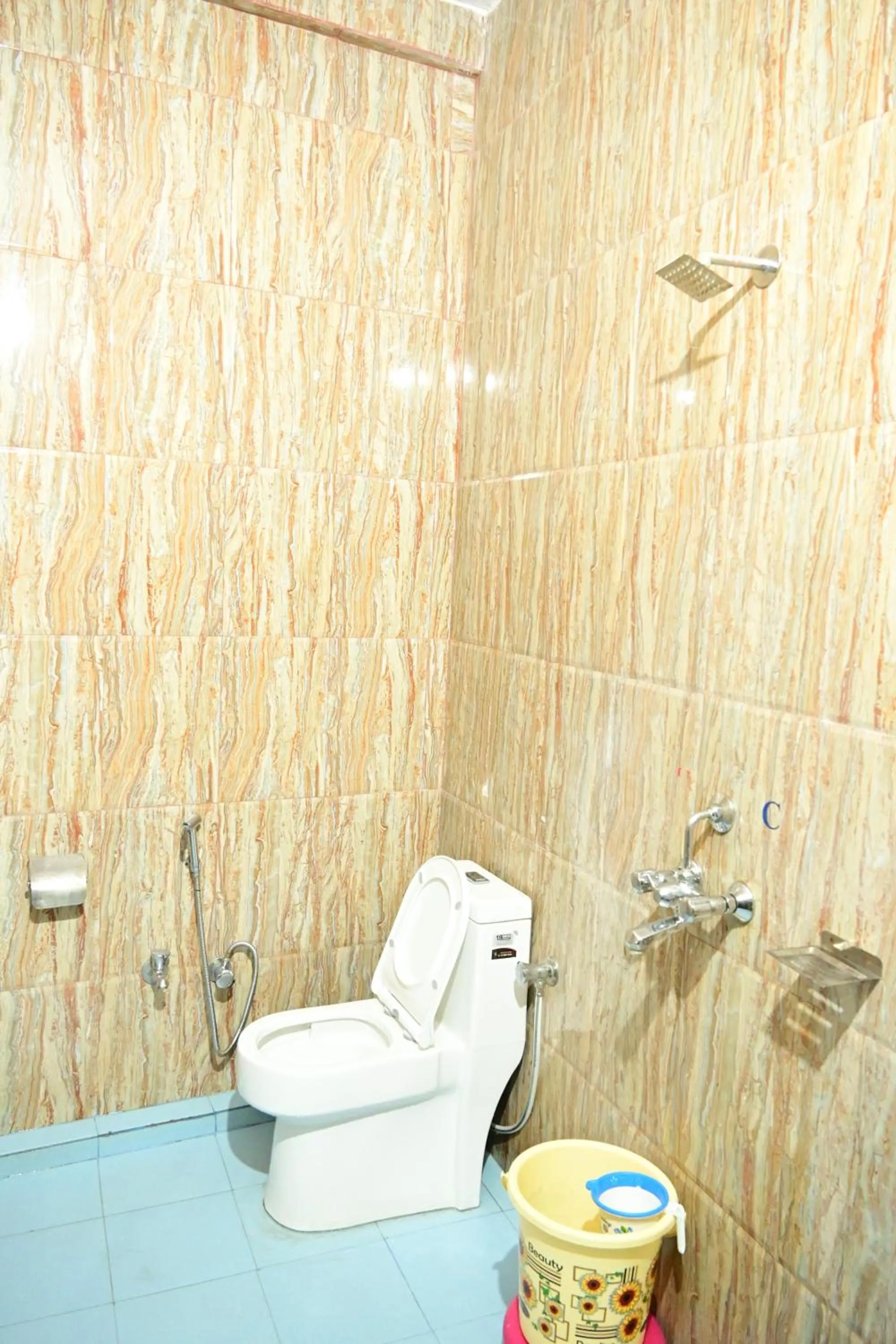 Shower in Hotel Fotiya jaisalmer