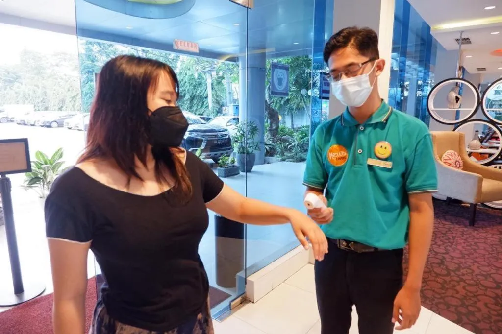 Staff in News Hotel by Graha Pena Jawa Pos