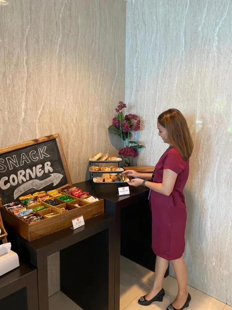 Restaurant/places to eat in News Hotel by Graha Pena Jawa Pos