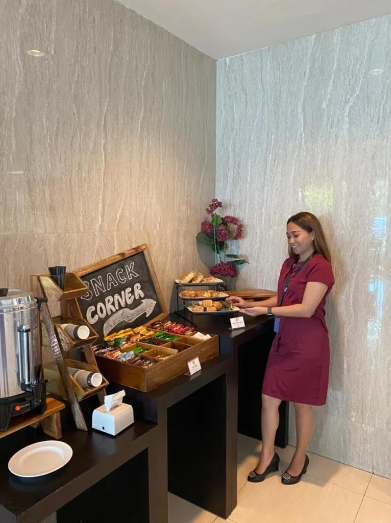 Restaurant/places to eat in News Hotel by Graha Pena Jawa Pos