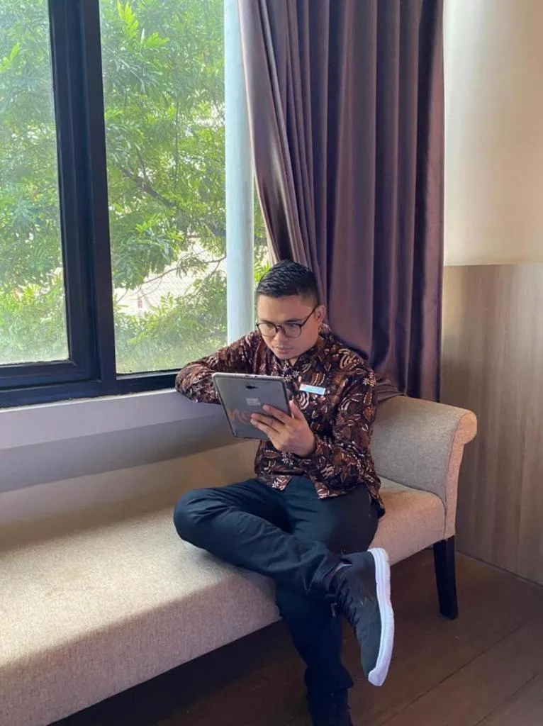 Guests in News Hotel by Graha Pena Jawa Pos