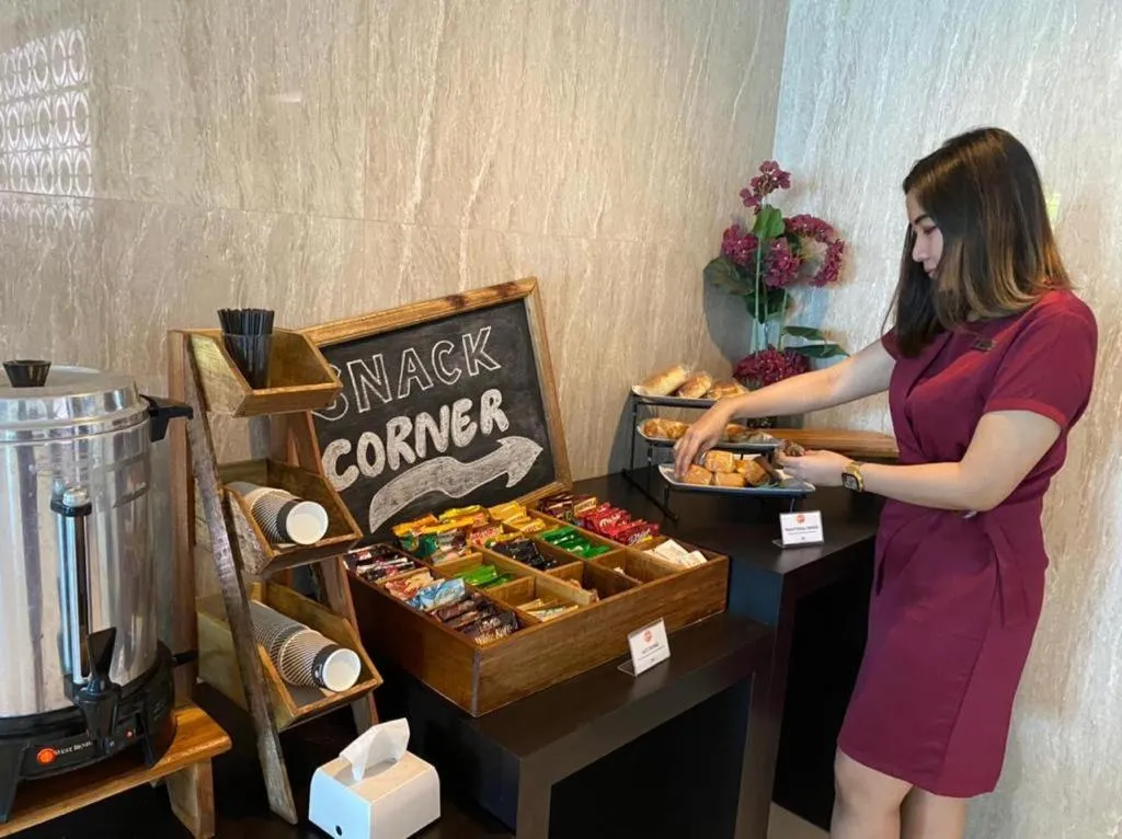 Restaurant/places to eat in News Hotel by Graha Pena Jawa Pos