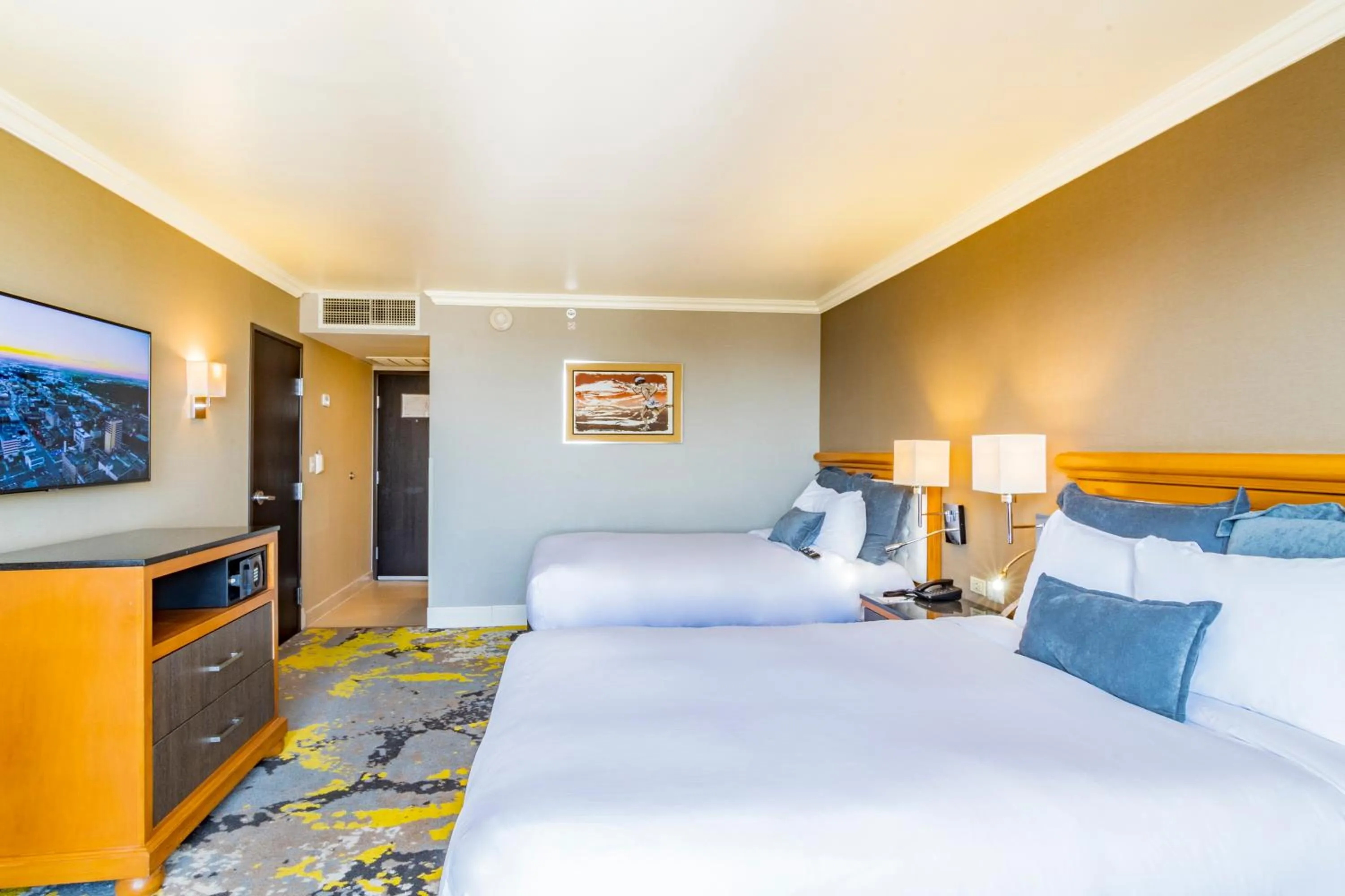 Bed in Hotel Lucerna Ciudad Juarez