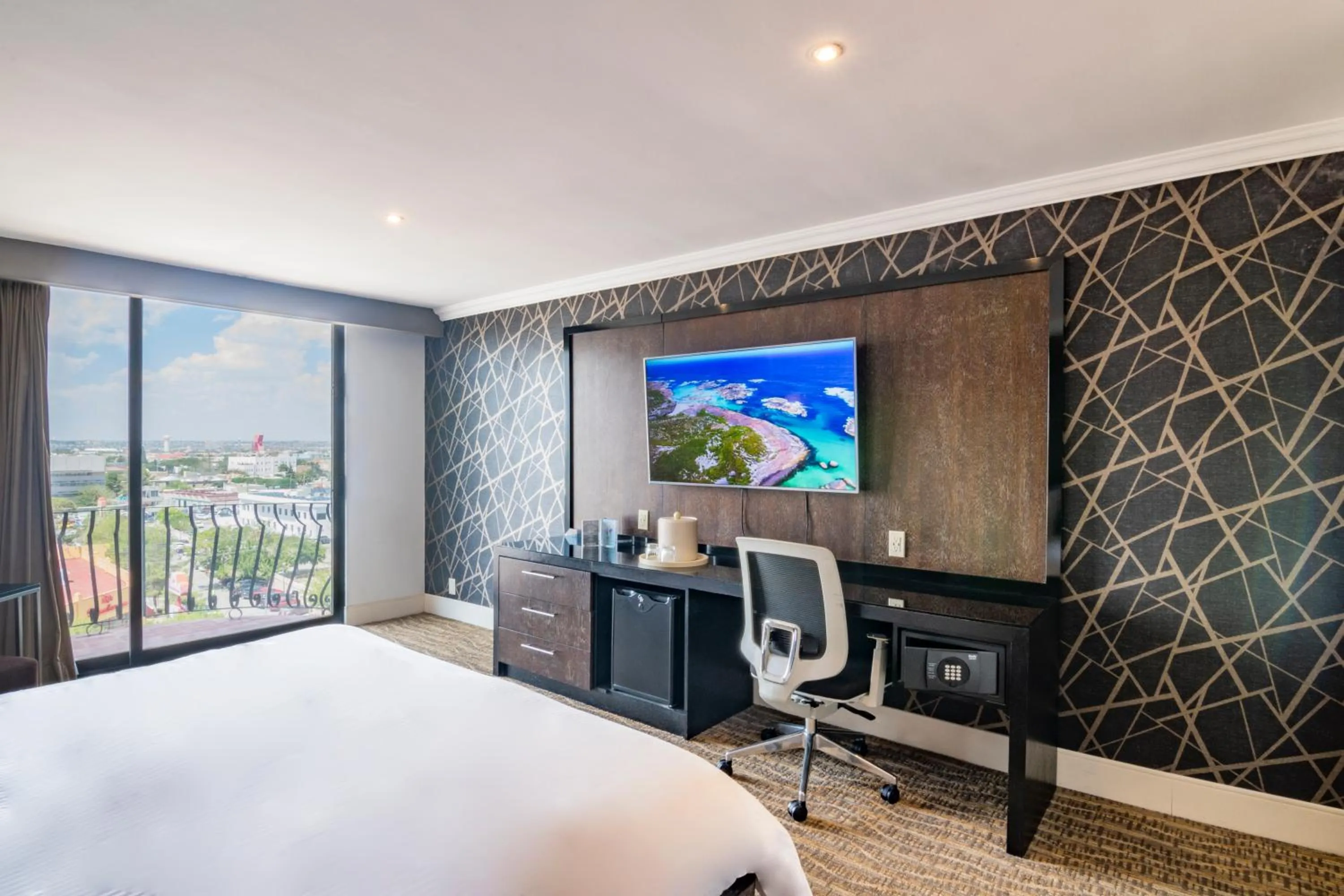 Bed in Hotel Lucerna Ciudad Juarez