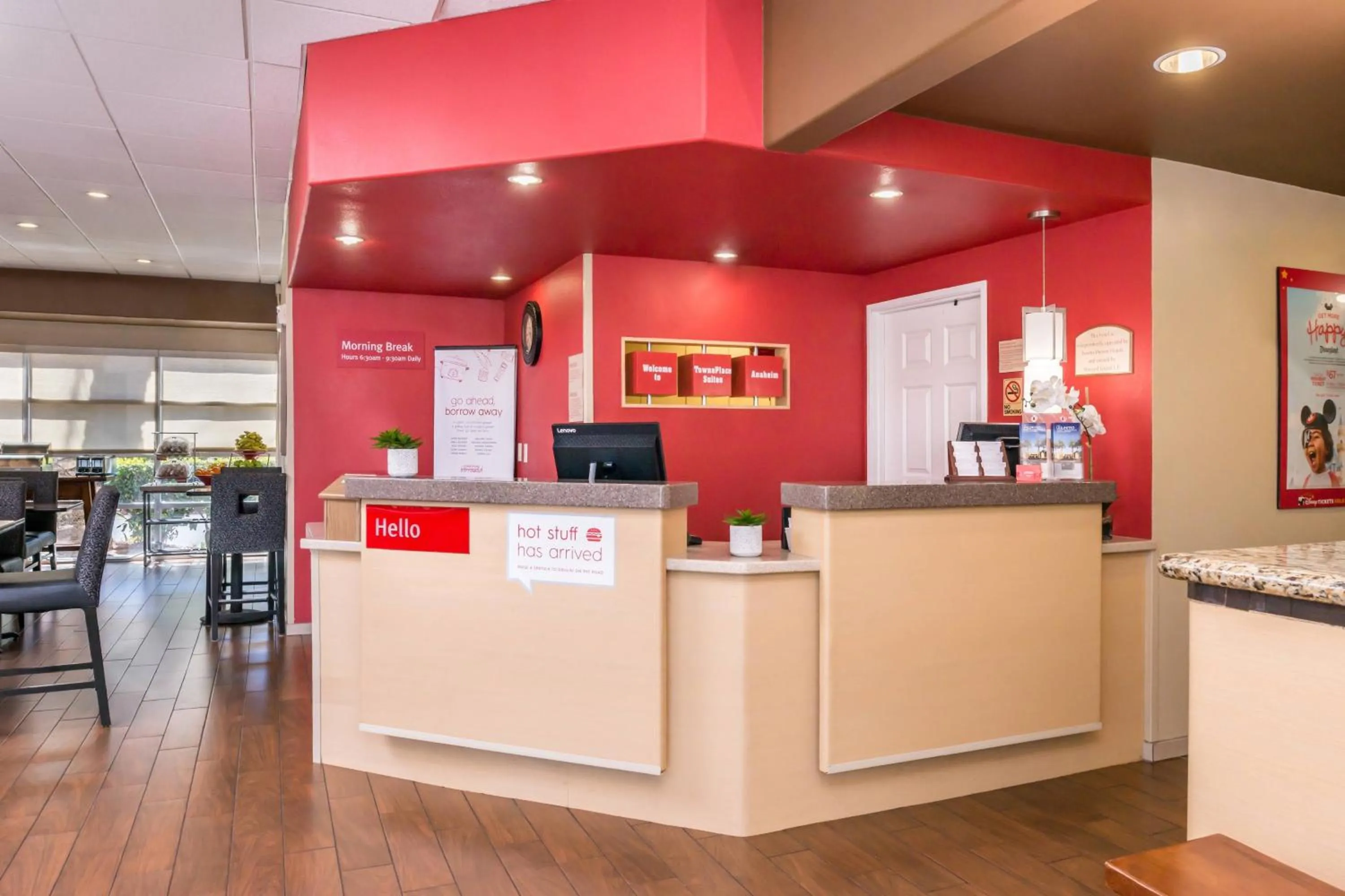 Lobby or reception in TownePlace Suites by Marriott Anaheim Maingate Near Angel Stadium