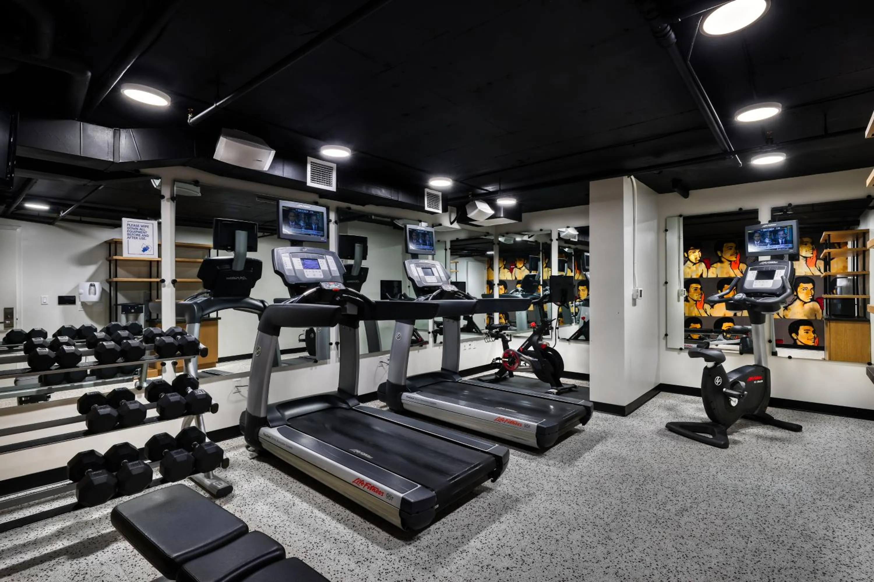 Fitness centre/facilities in Generator Hotel Washington DC