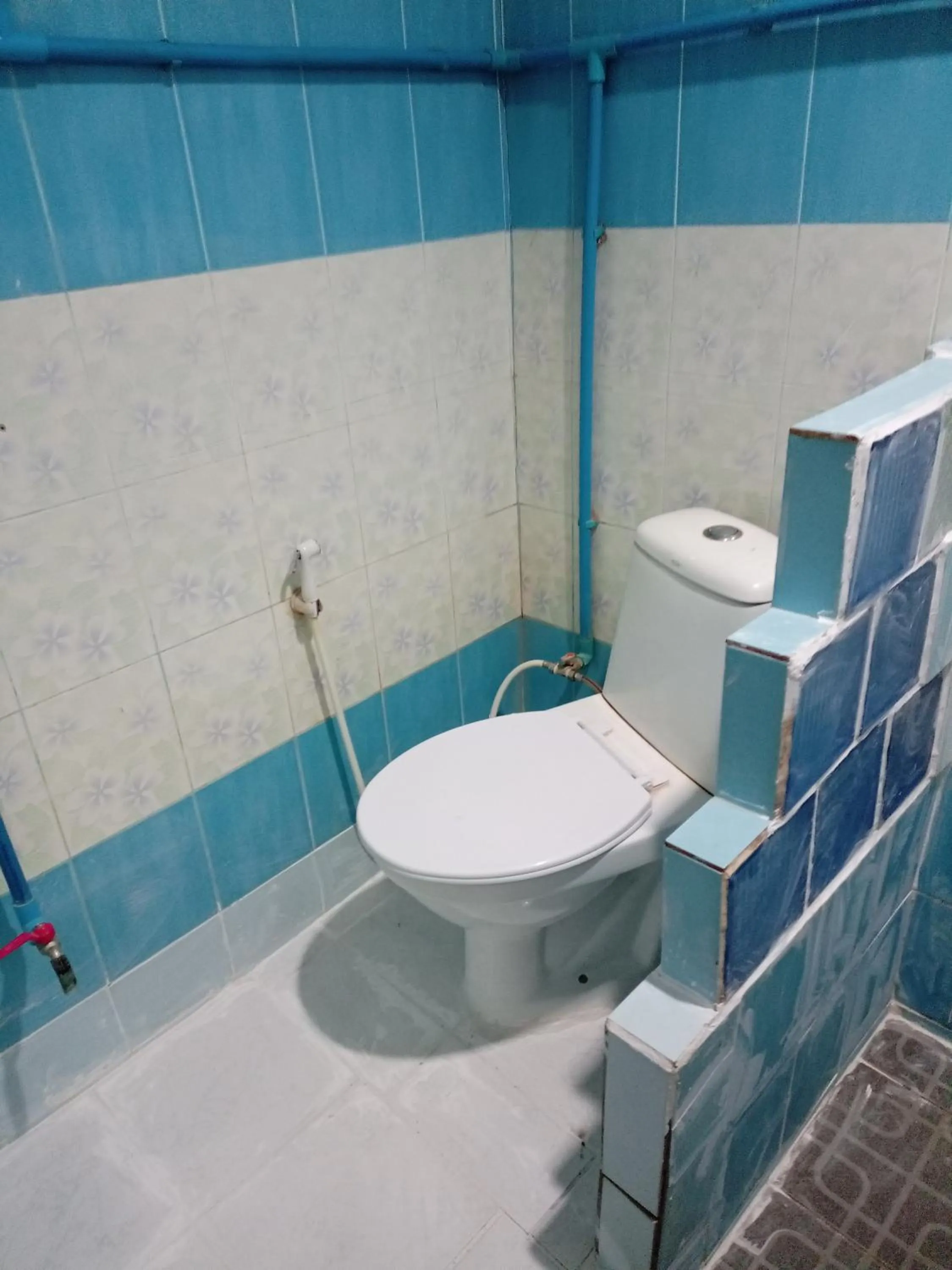 Shower in Kanjana Resort