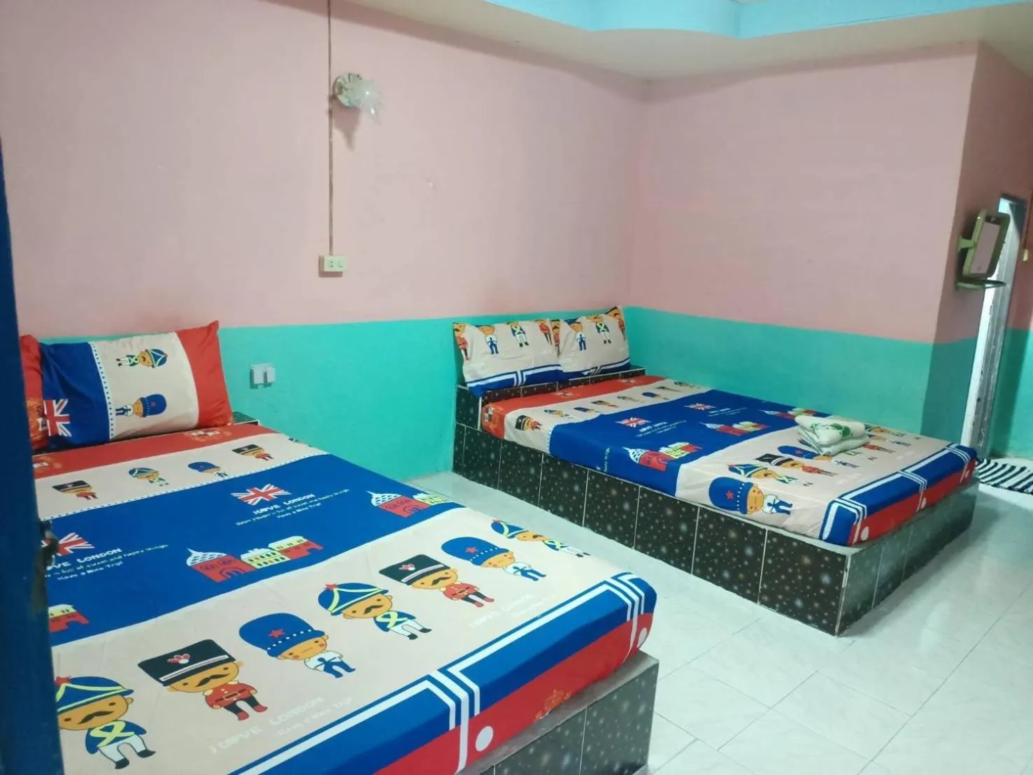 Bed in Kanjana Resort