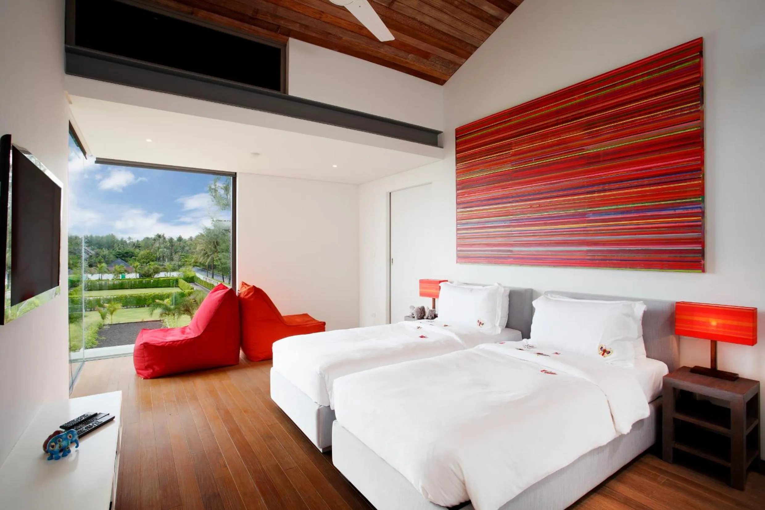 Bed in Sava Beach Villas