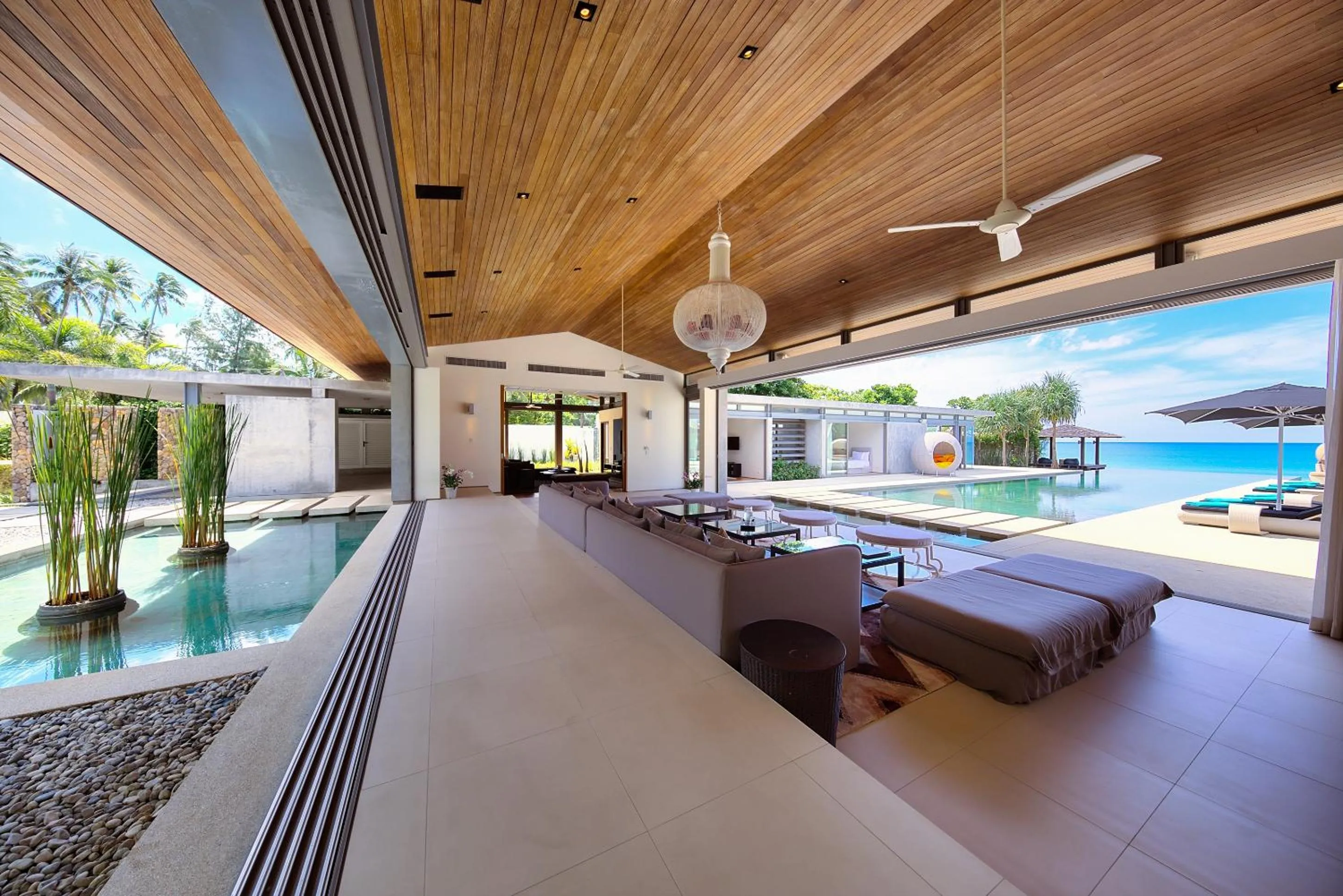 Day in Sava Beach Villas