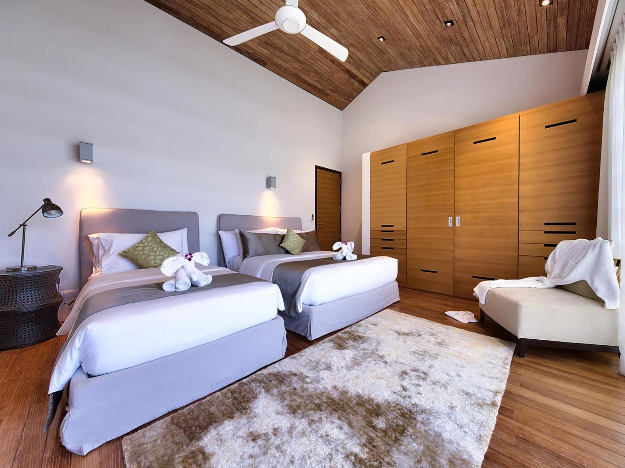 Bed in Sava Beach Villas
