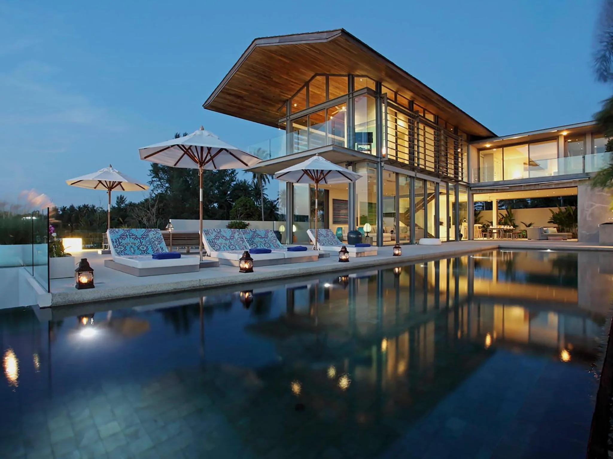 Swimming pool in Sava Beach Villas