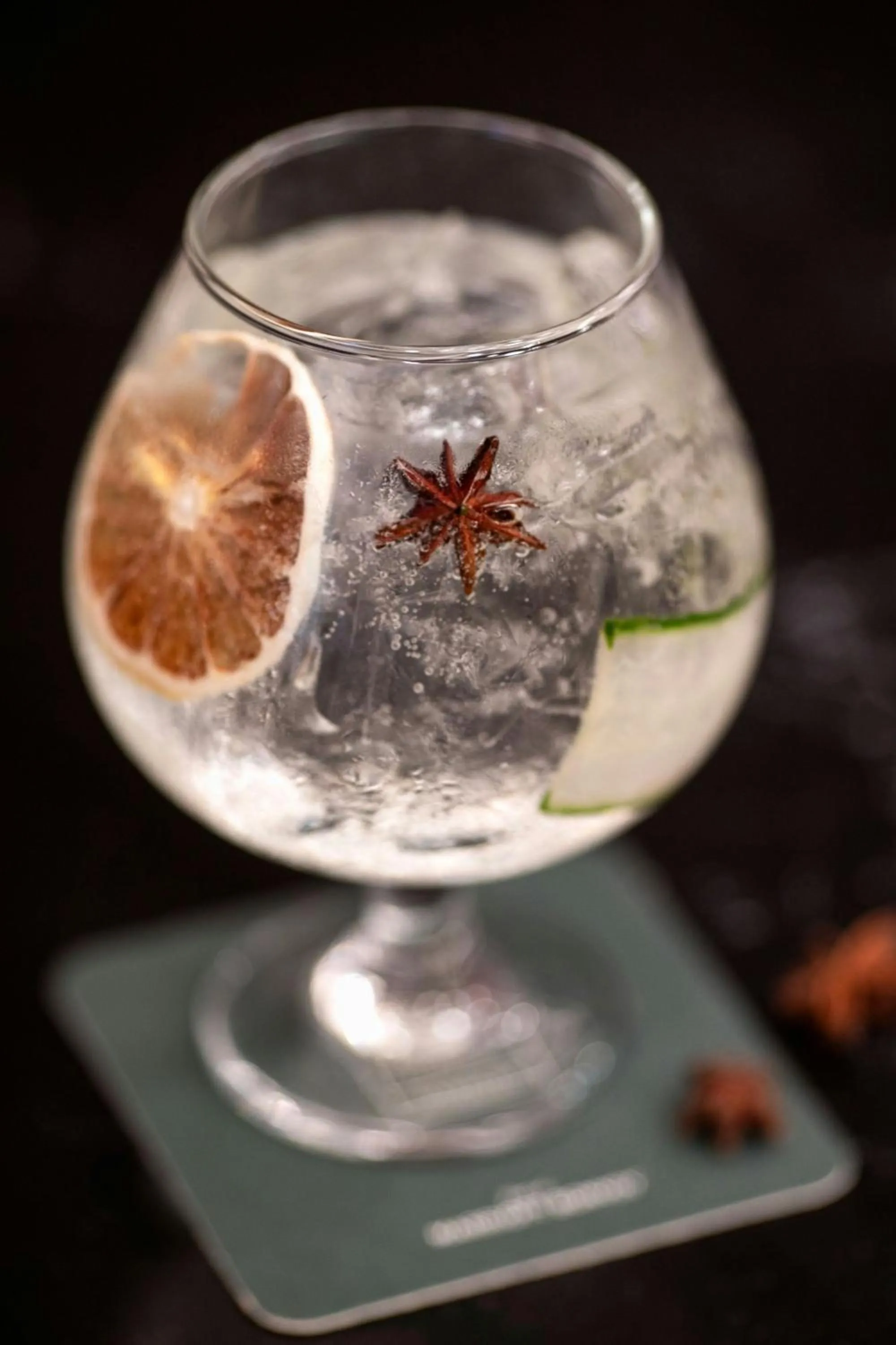 Restaurant/places to eat in AC Hotel by Marriott Old Montreal