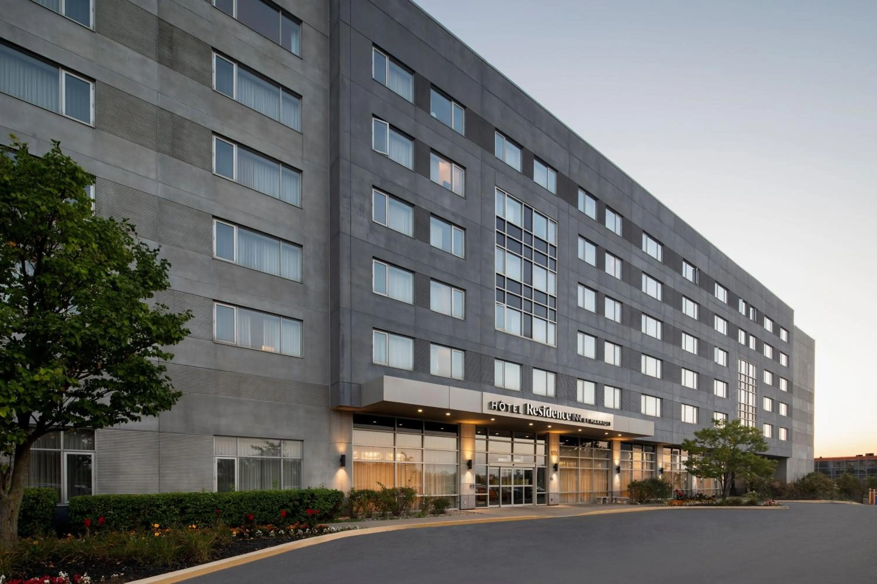 Property building in Residence Inn by Marriott Montreal Airport
