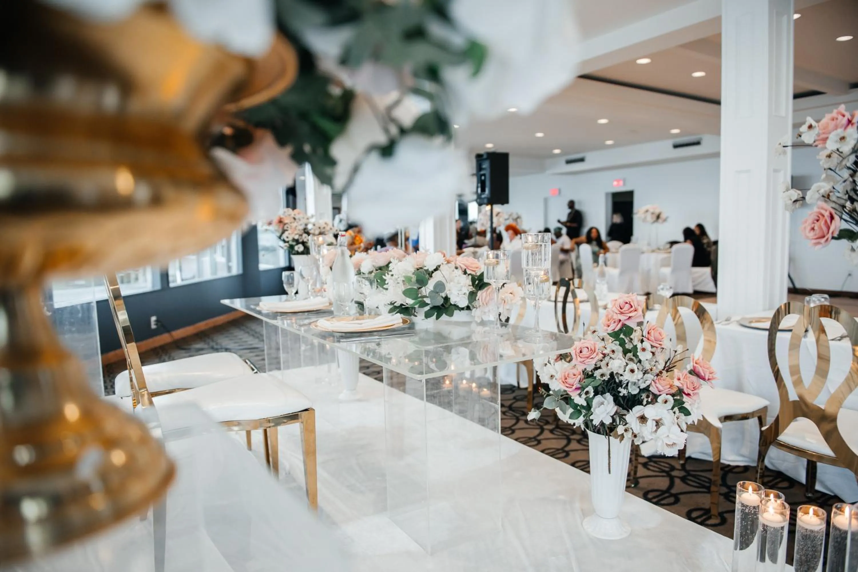 wedding in The Jordan Hotel Ramada by Wyndham