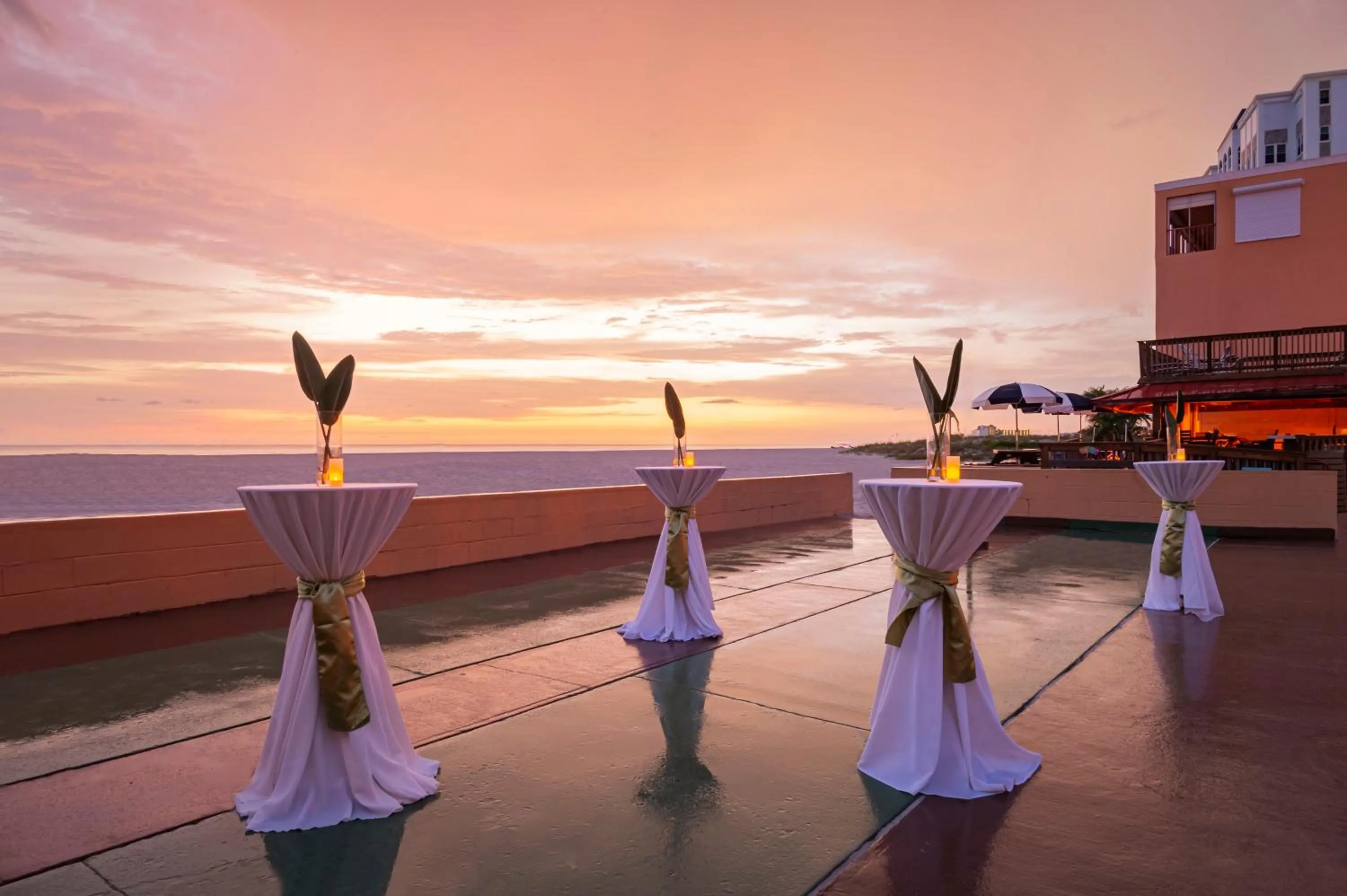 Meeting/conference room in Dolphin Beach Resort