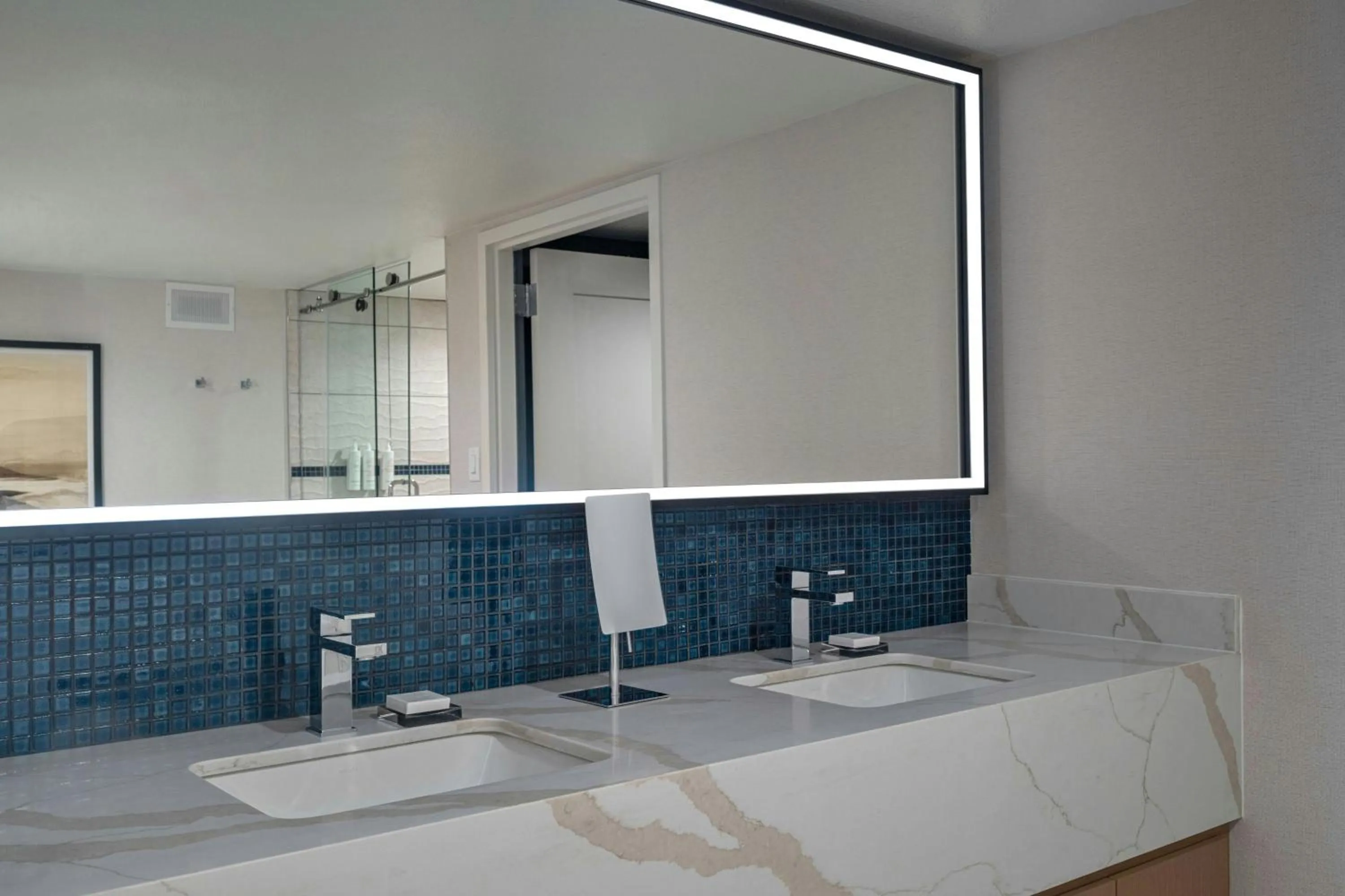 Bathroom in Albuquerque Marriott Pyramid North