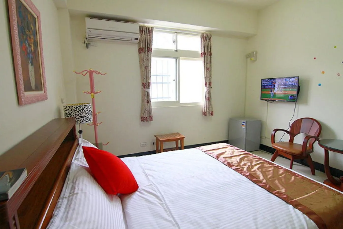 bunk bed, Bed in Shang Her Yuan B&B