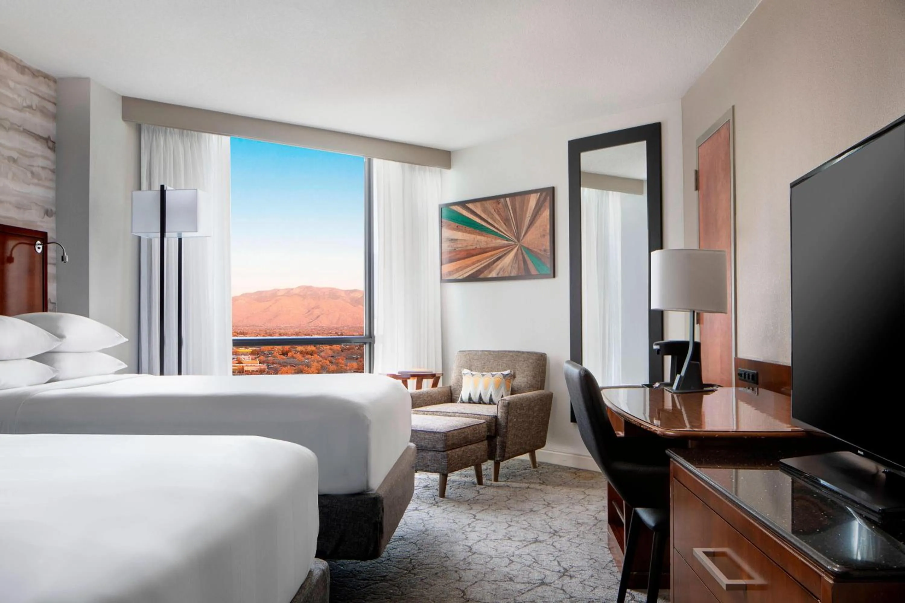 Bedroom, Bed in Marriott Albuquerque