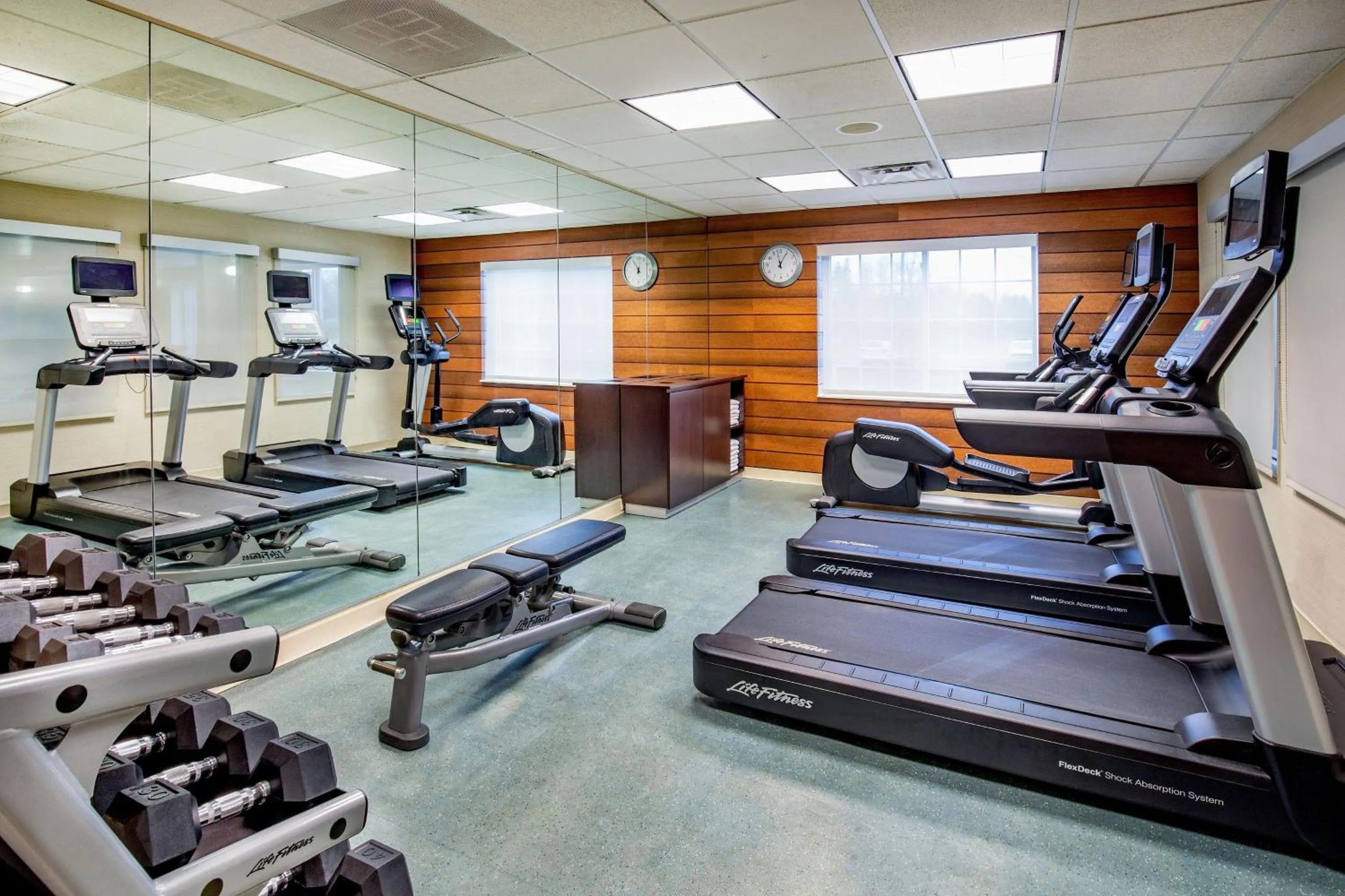 Fitness centre/facilities in Fairfield Inn & Suites by Marriott Saratoga Malta