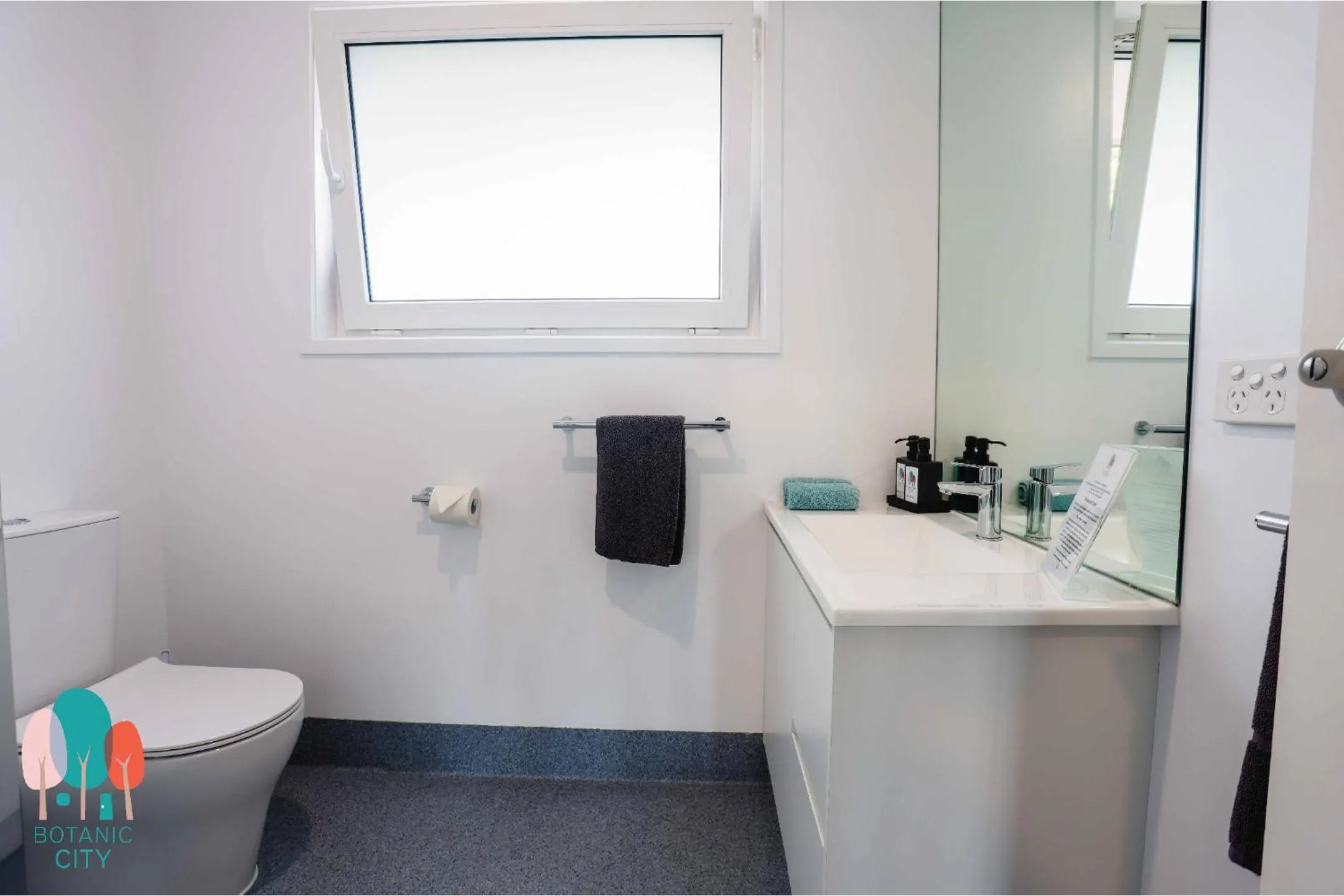 Toilet in Botanic City Apartments