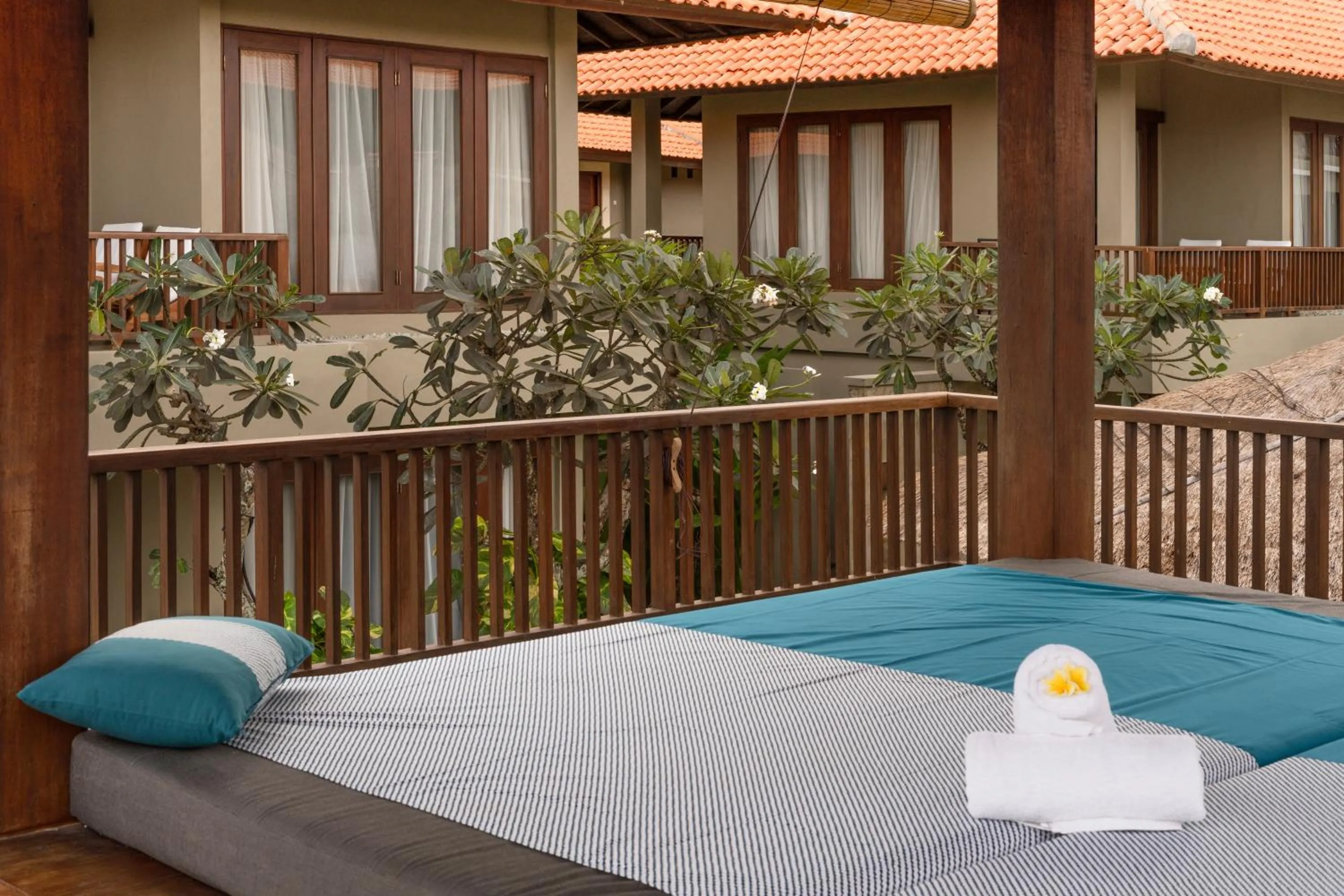 Patio, Bed in Bali Niksoma Boutique Beach Resort