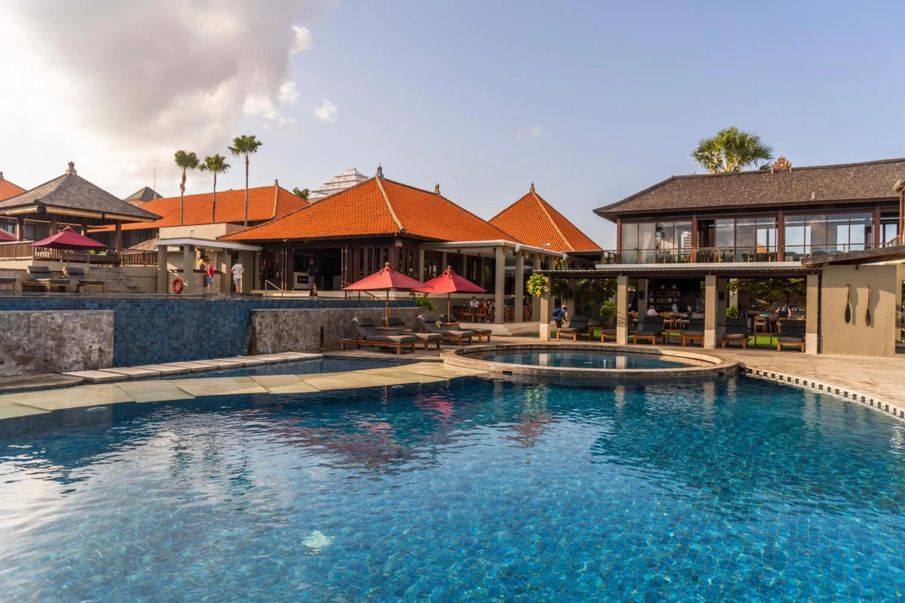 Swimming pool in Bali Niksoma Boutique Beach Resort