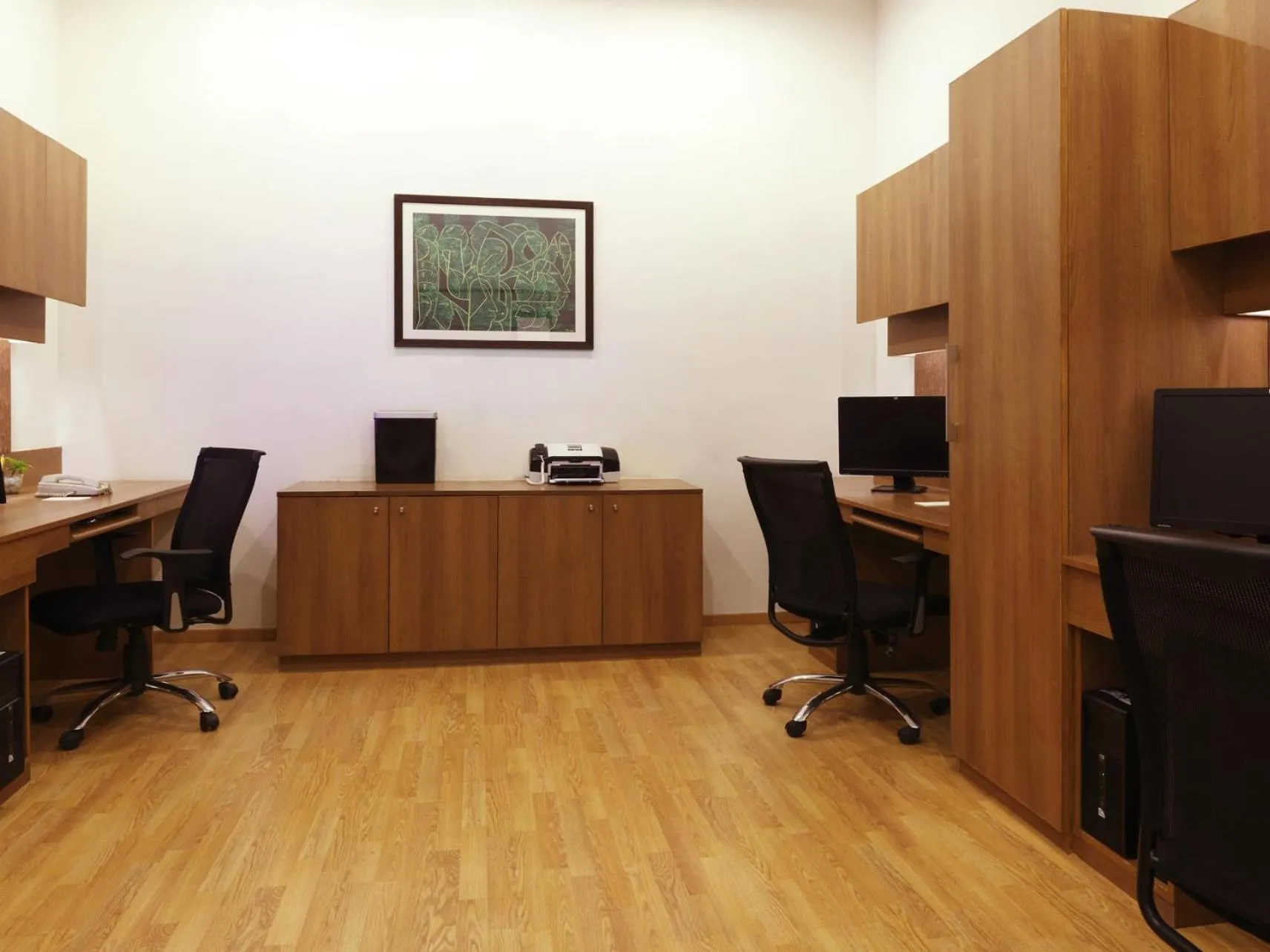 Business facilities in Lemon Tree Premier Hitec City Hyderabad