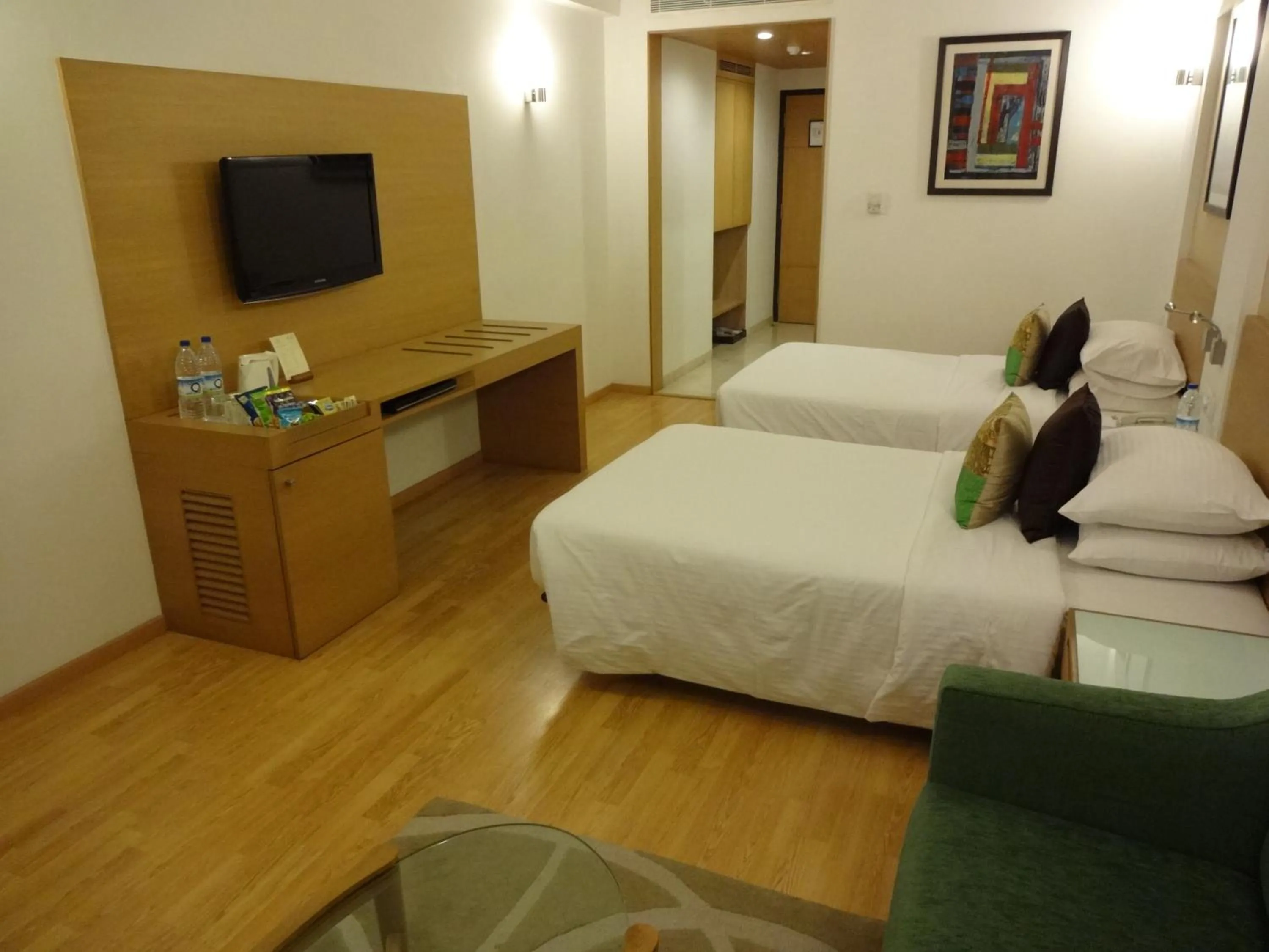 Photo of the whole room, Bed in Lemon Tree Premier Hitec City Hyderabad