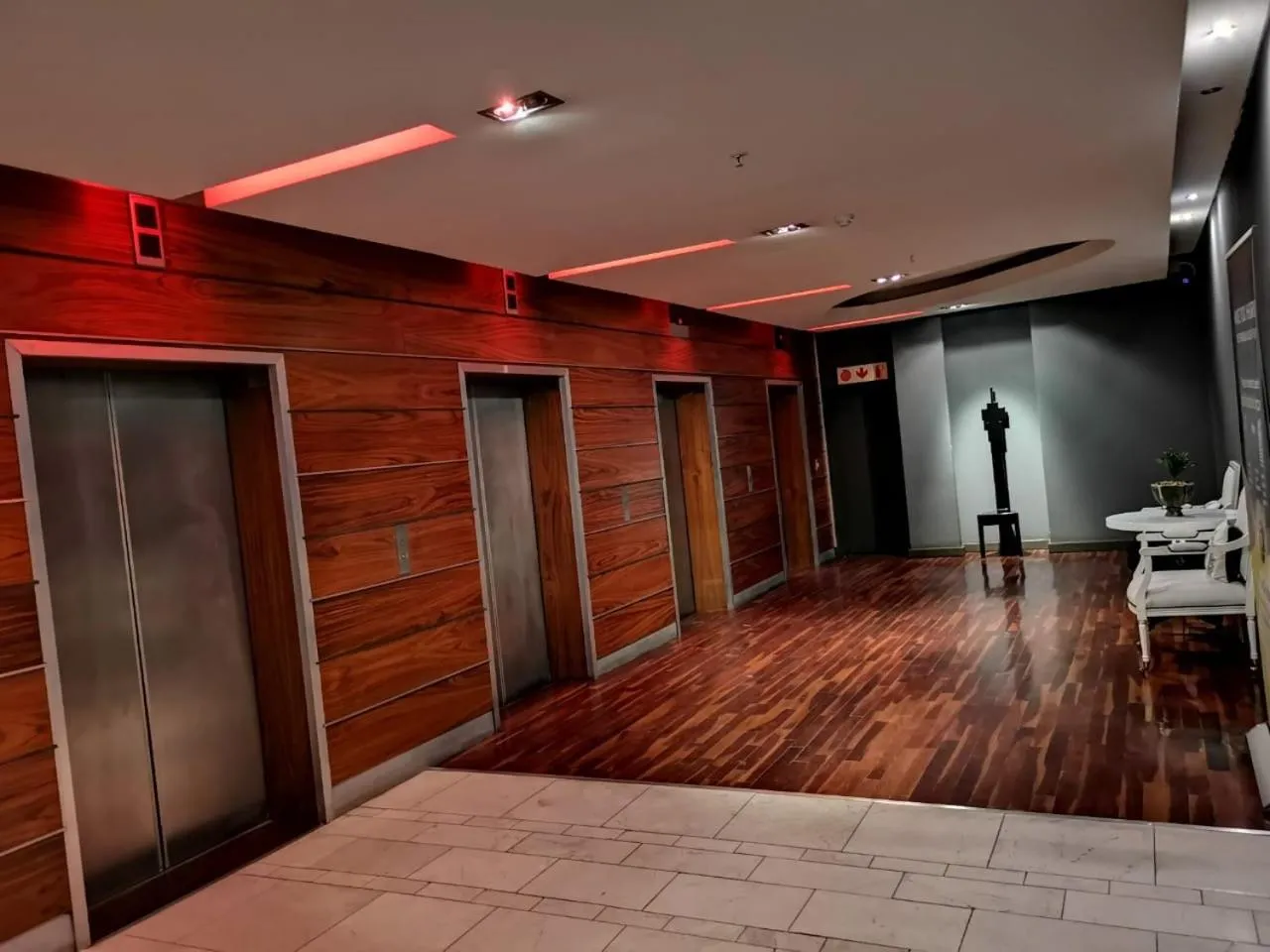 Lobby or reception in The Franklin Luxury Apartments