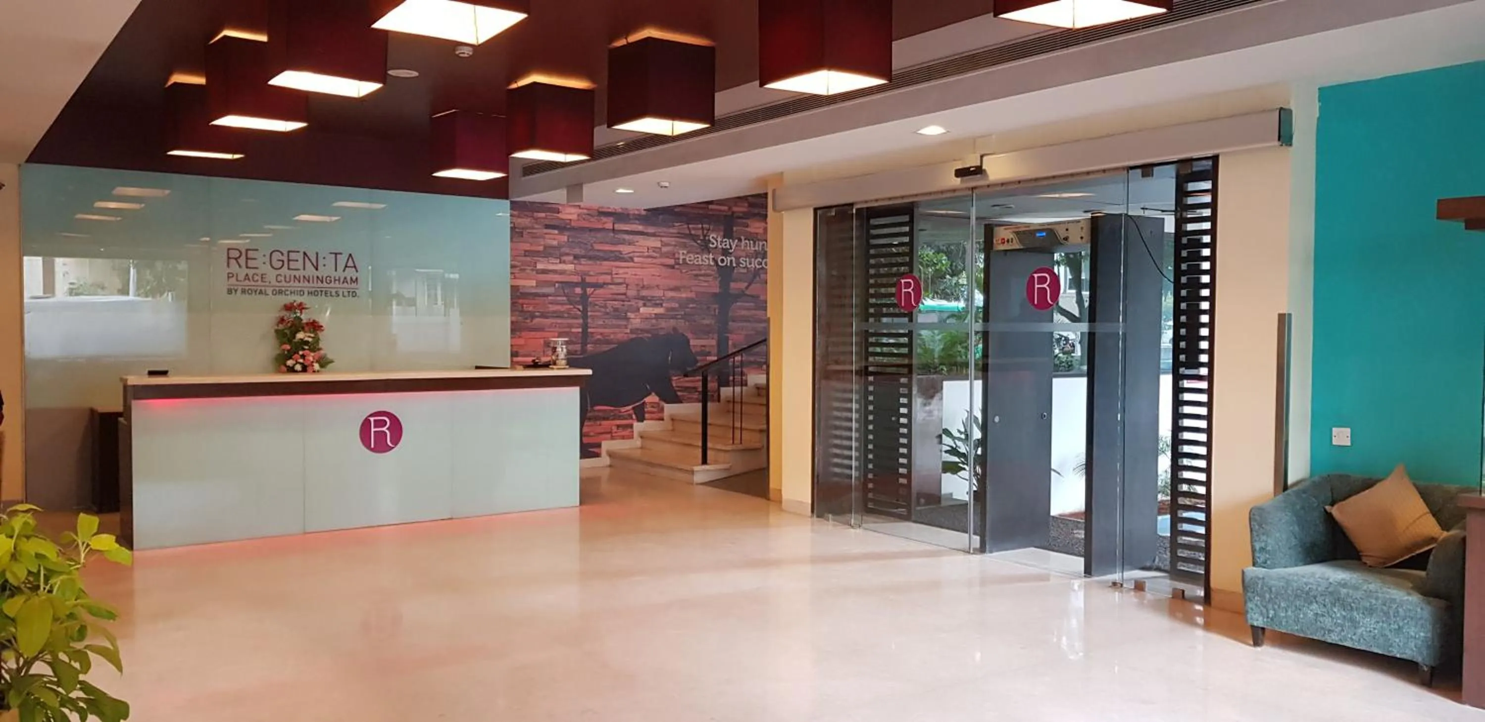 Lobby or reception in Regenta Place Bangalore, Cunningham Road