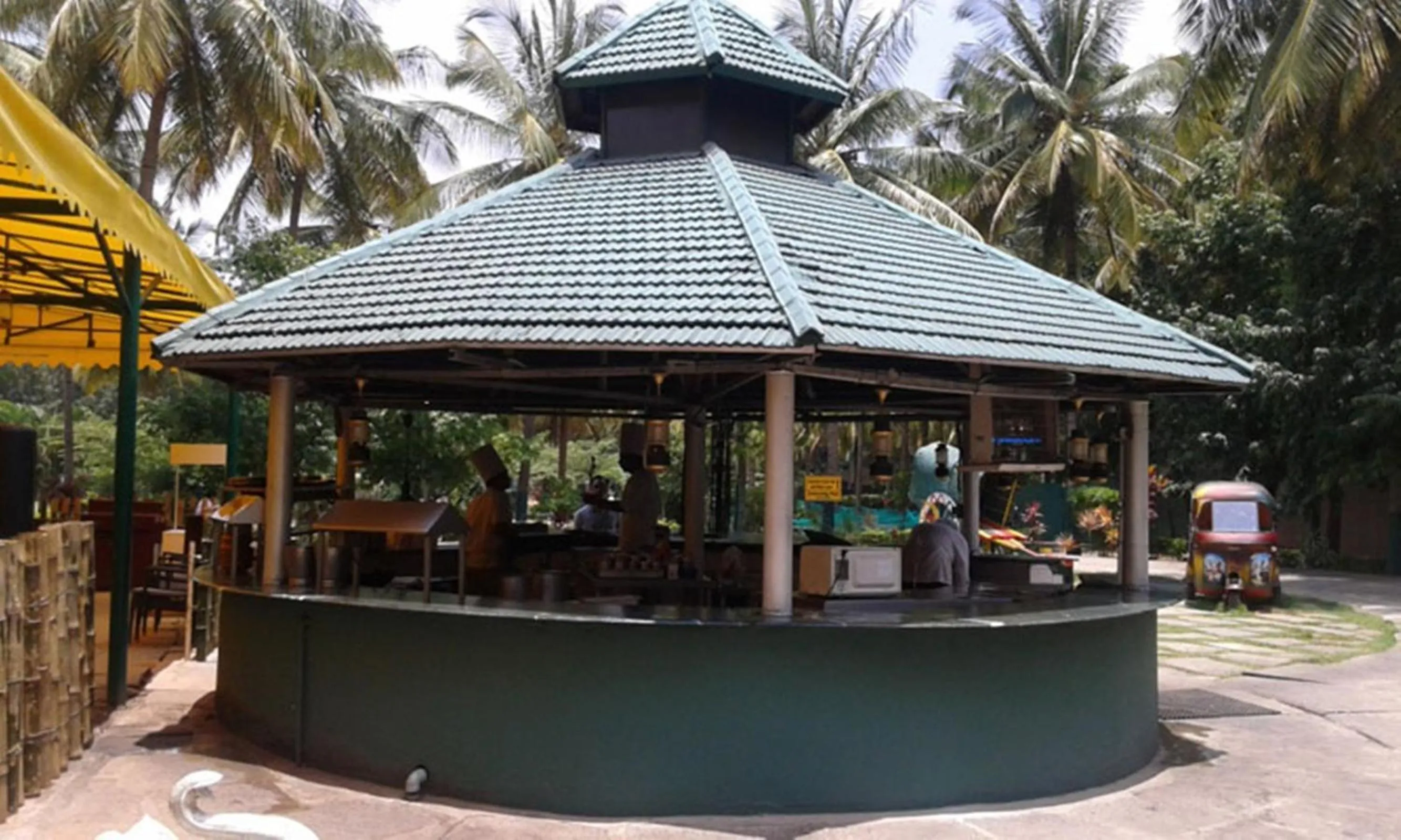 Restaurant/places to eat in Royal Orchid Resort & Convention Centre, Yelahanka Bangalore