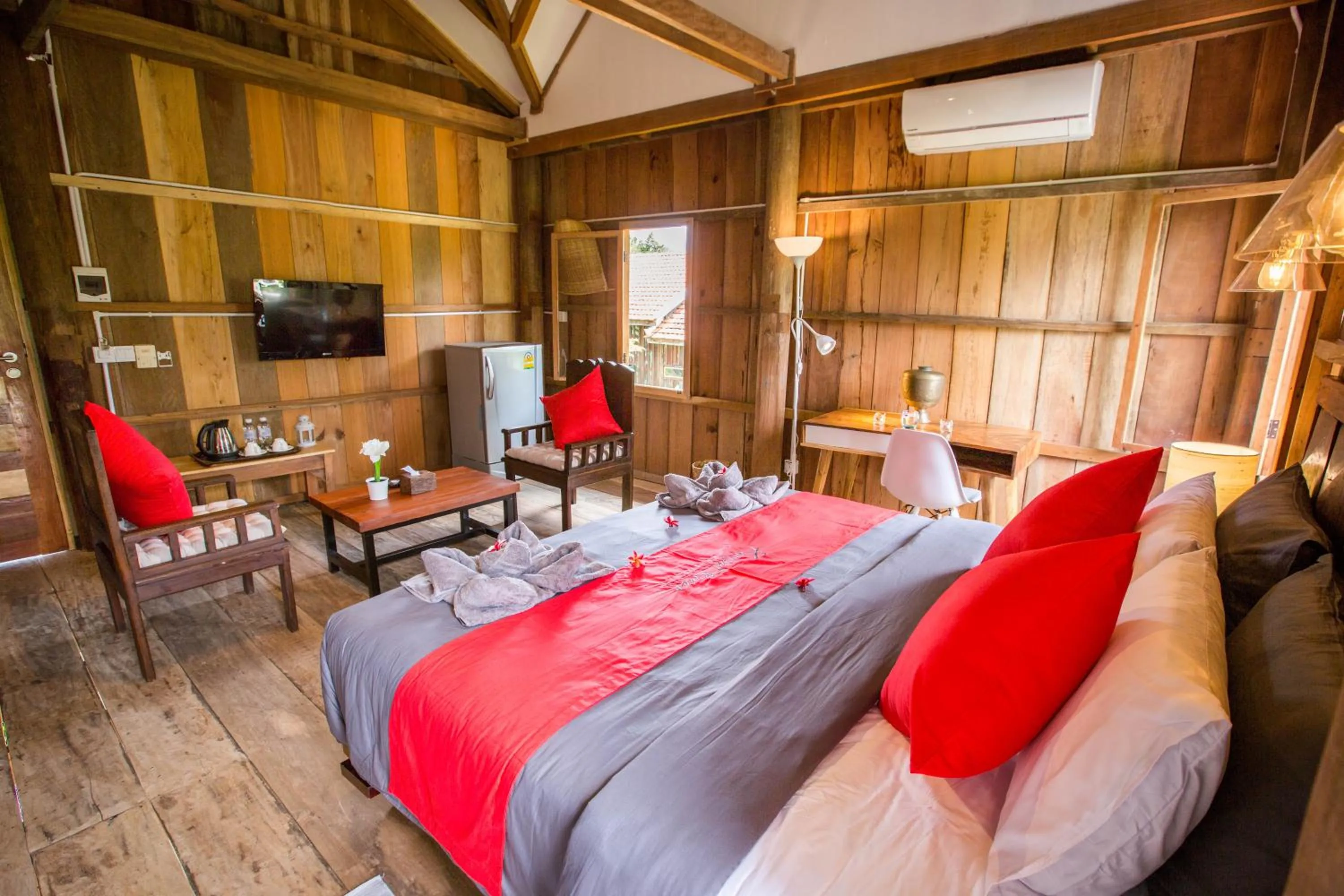 TV and multimedia in Kampot River Residence