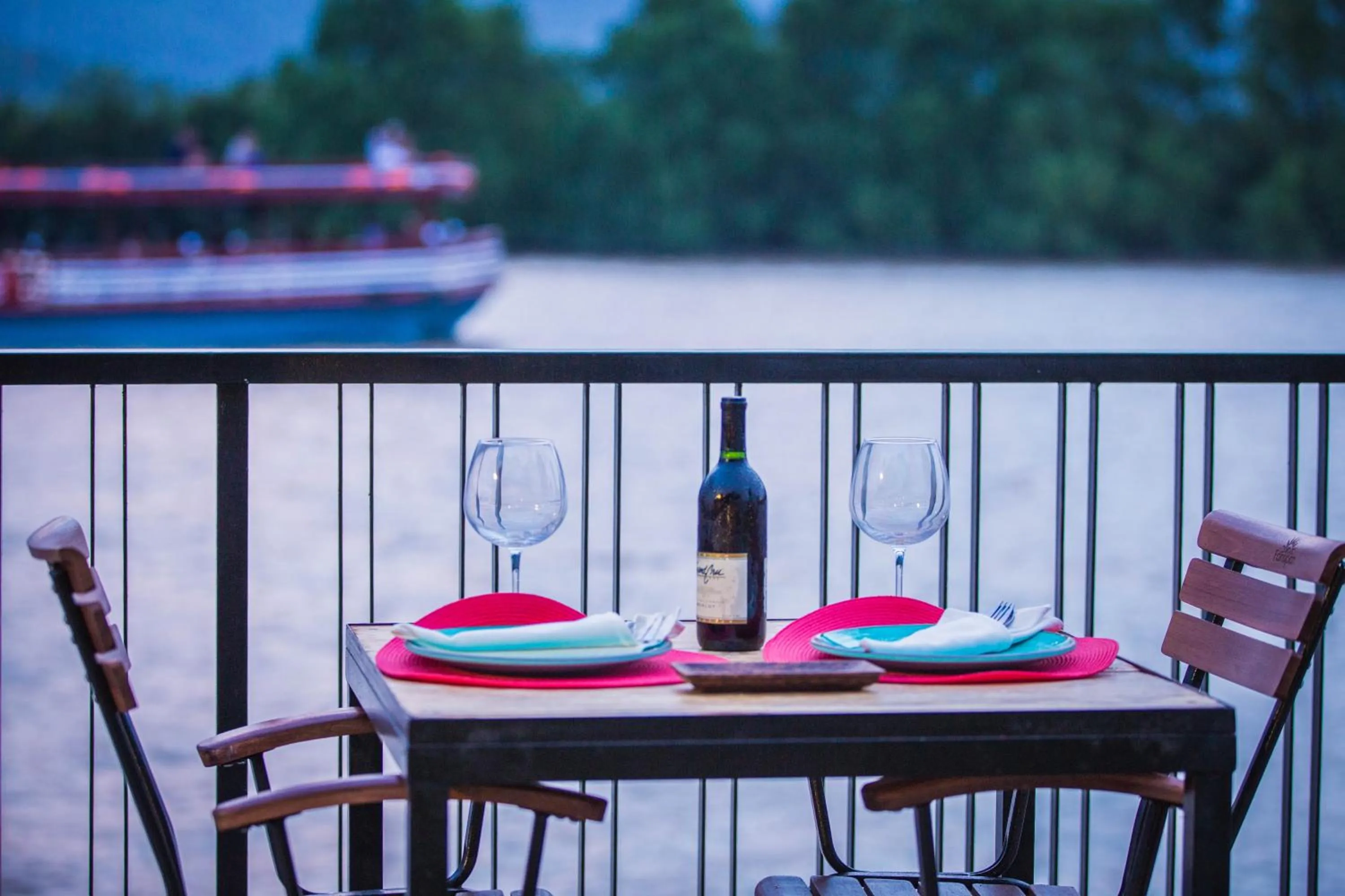 Restaurant/places to eat in Kampot River Residence