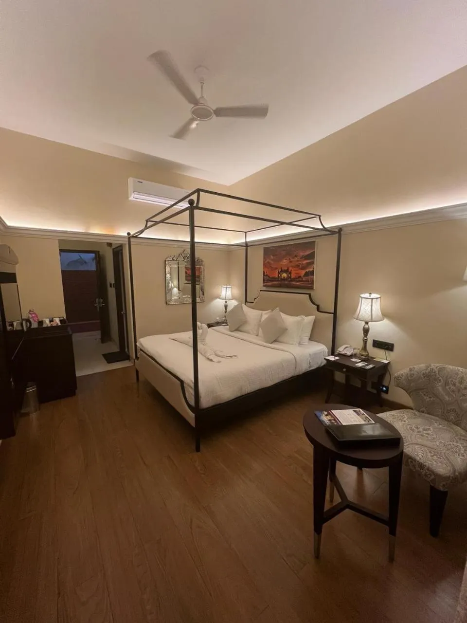 Bed in Royal Orchid Metropole Mysore