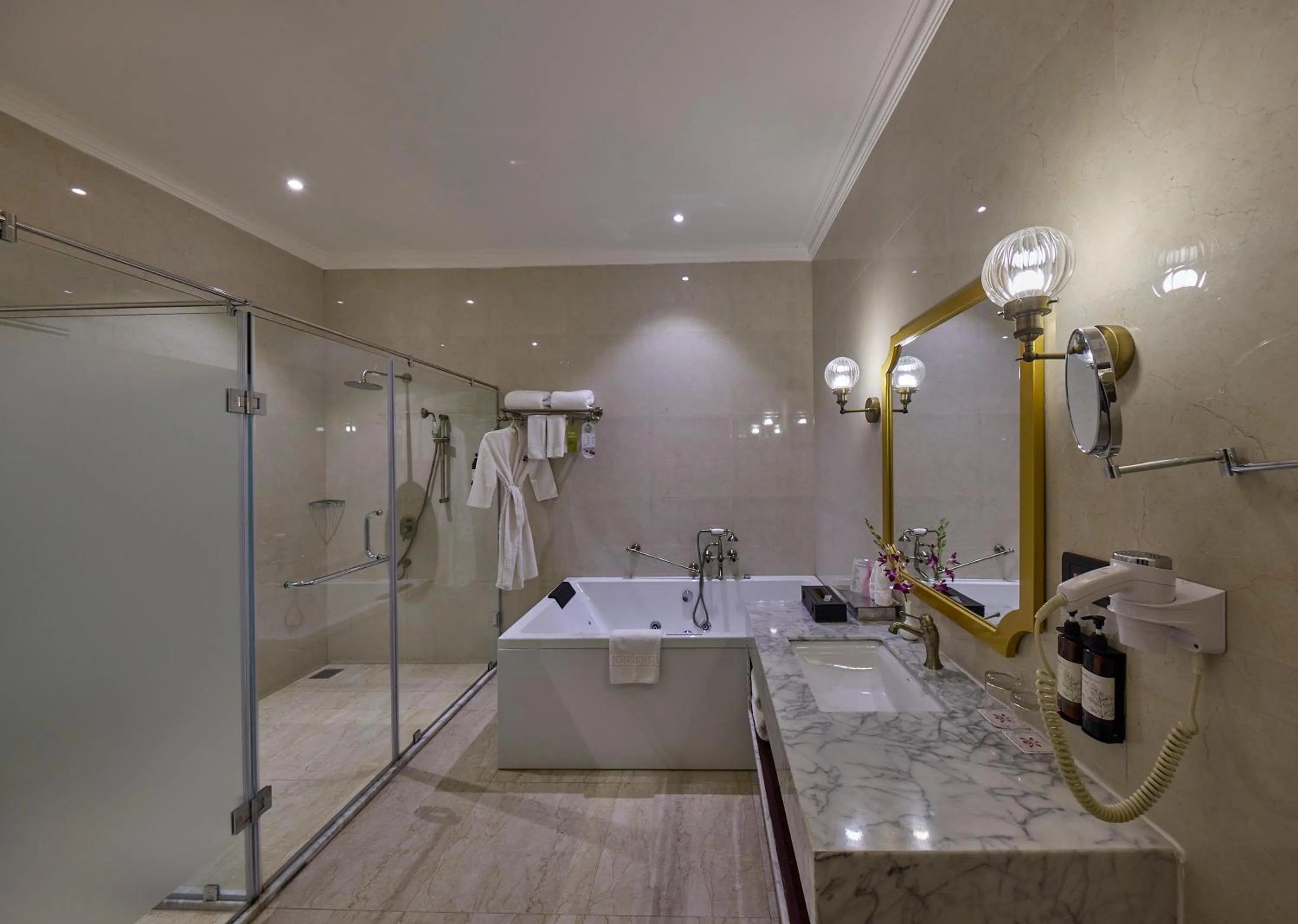 Hot Tub in Royal Orchid Metropole Mysore