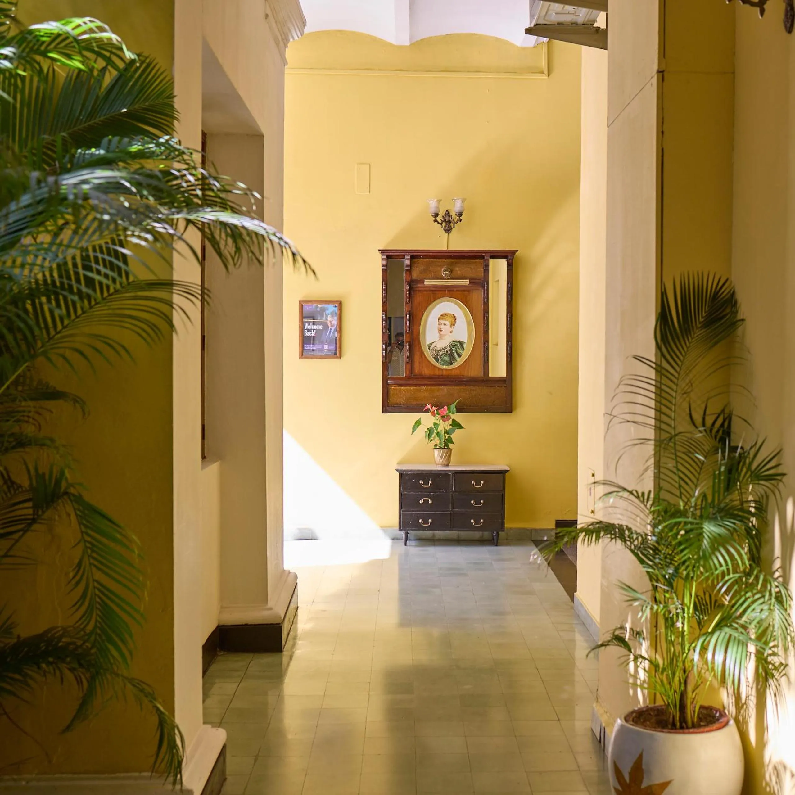 Decorative detail in Royal Orchid Metropole Mysore