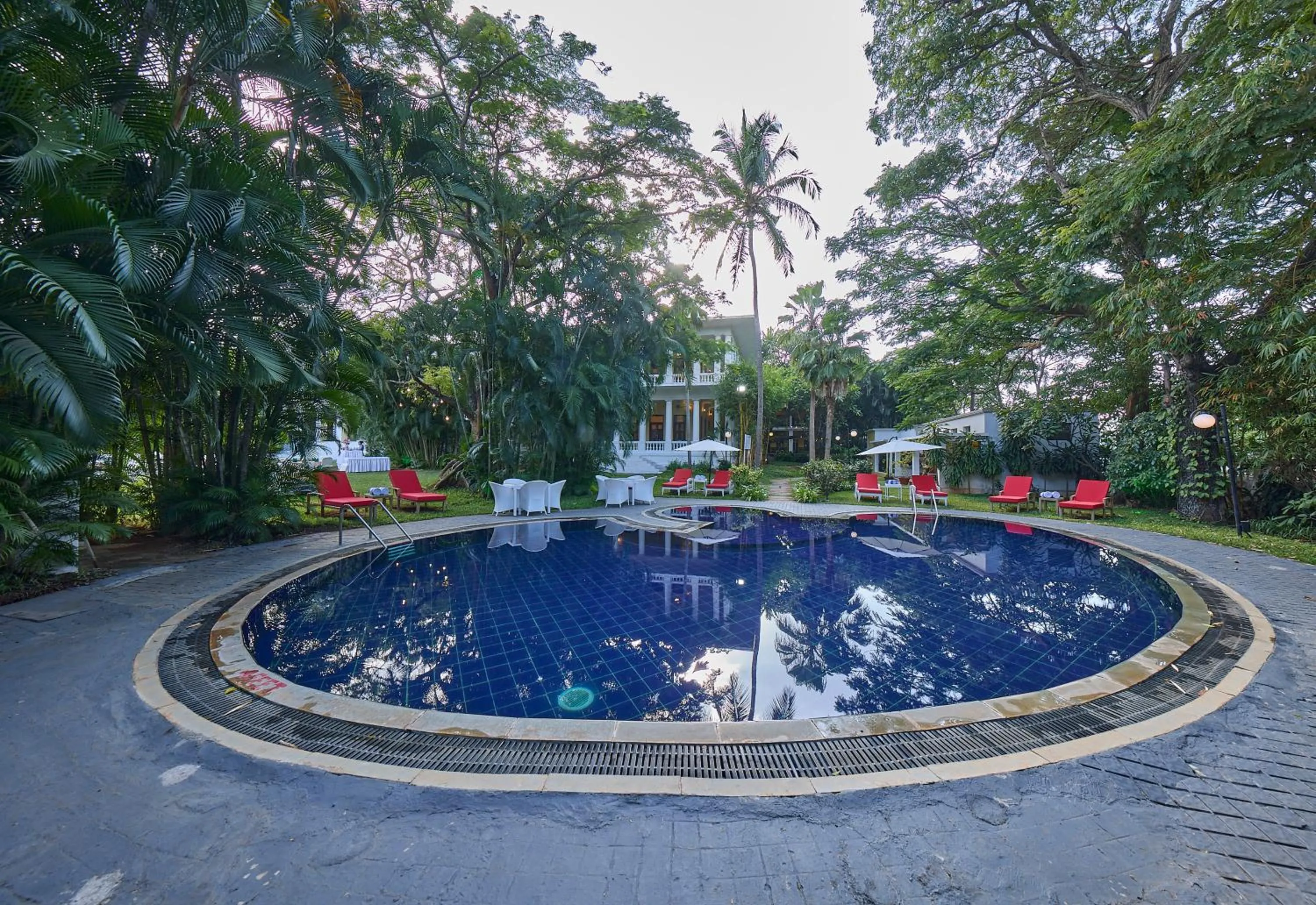 Swimming pool in Royal Orchid Metropole Mysore