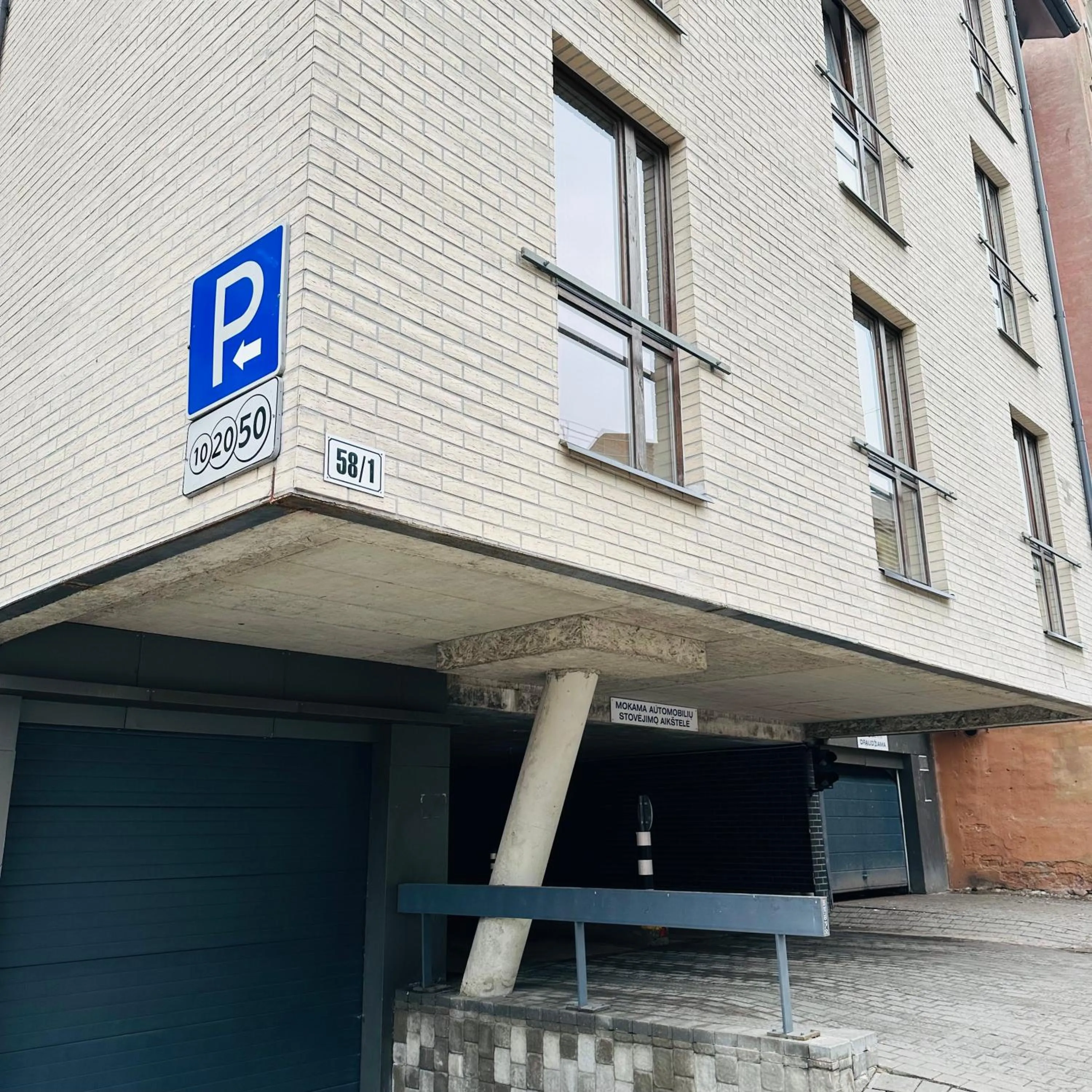 Parking in City Hotels Rūdninkai